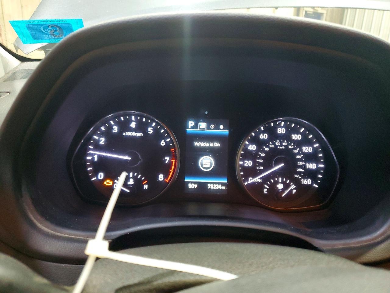 Hyundai ELANTRA Base