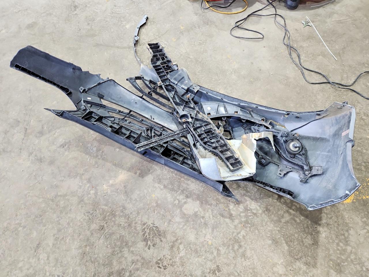 Hyundai ELANTRA Base