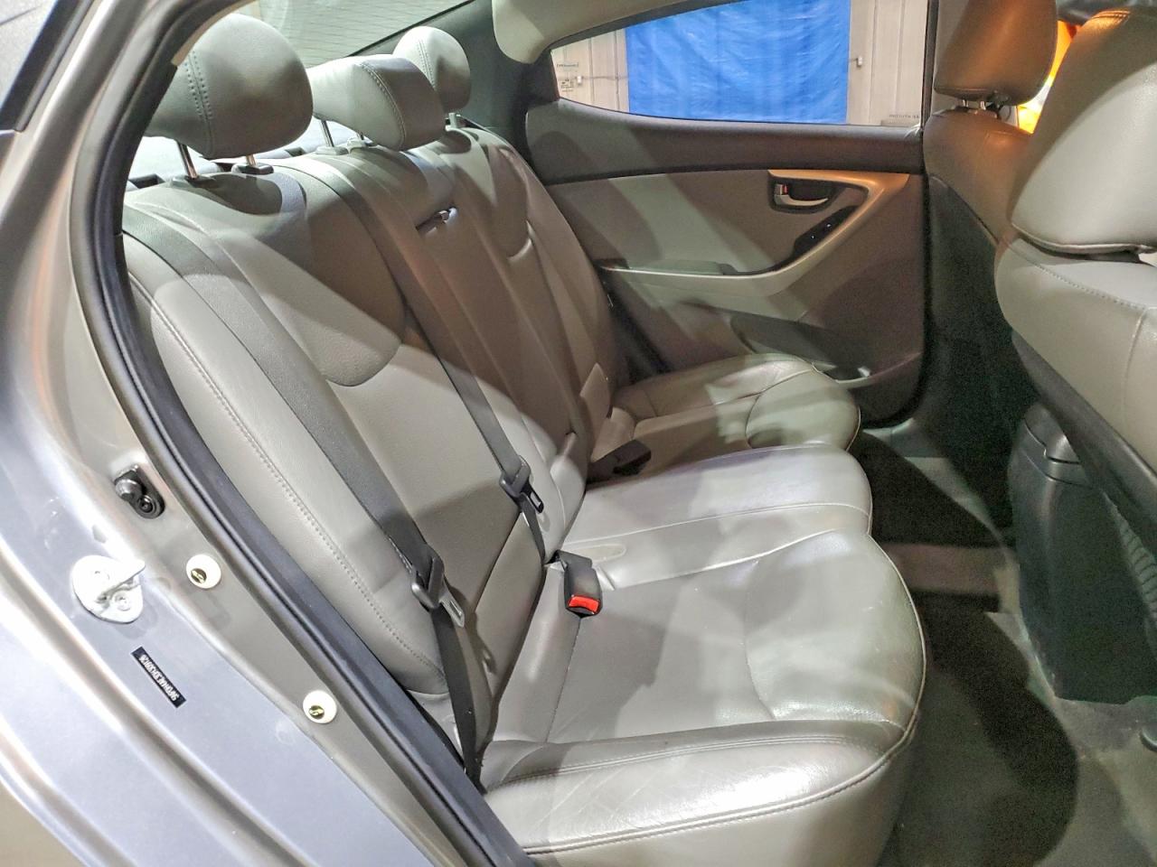 Hyundai ELANTRA Limited