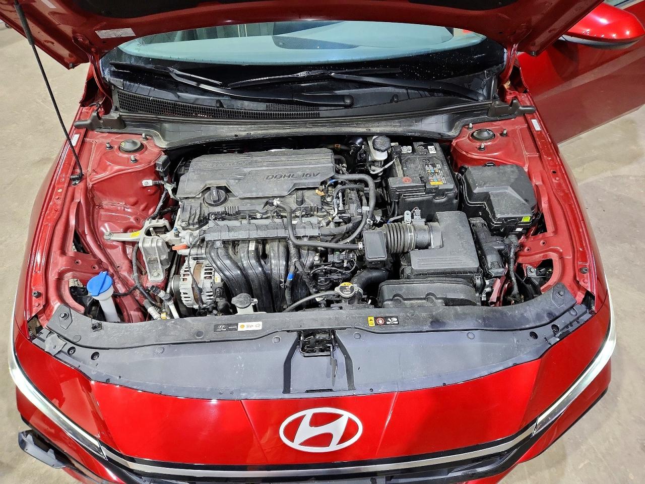 Hyundai ELANTRA Sel