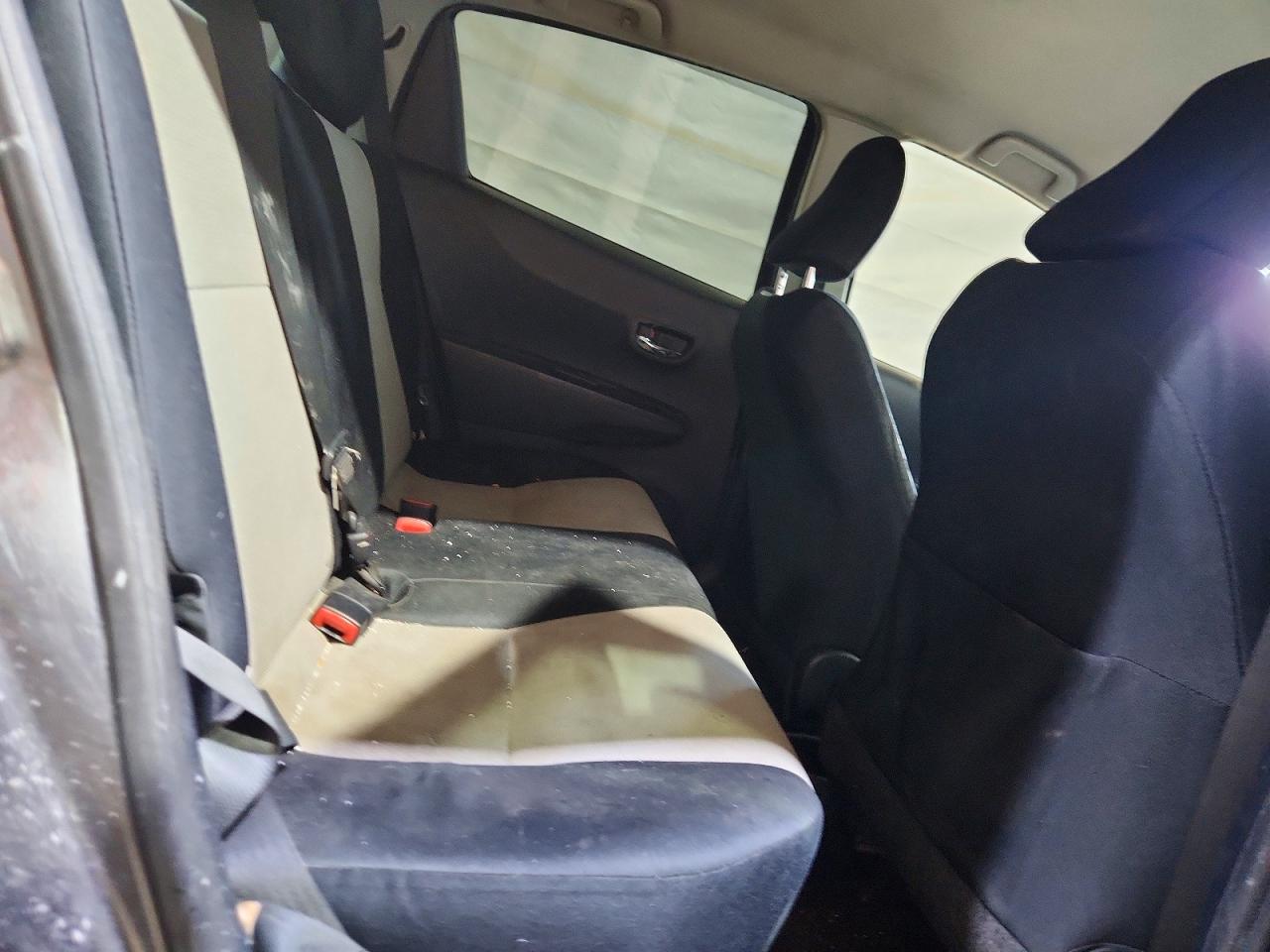 Toyota Yaris 5-door Le