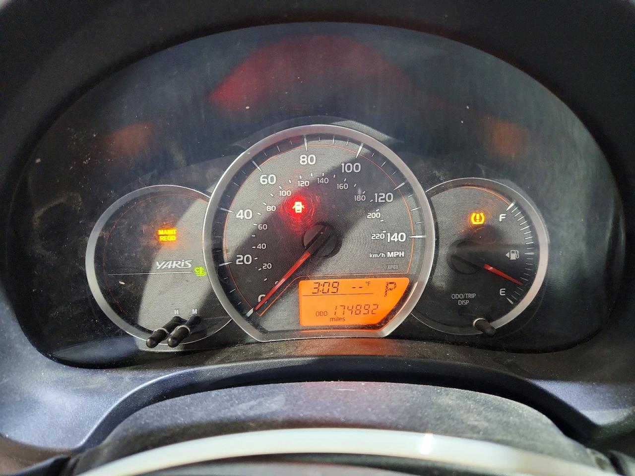 Toyota Yaris 5-door Le