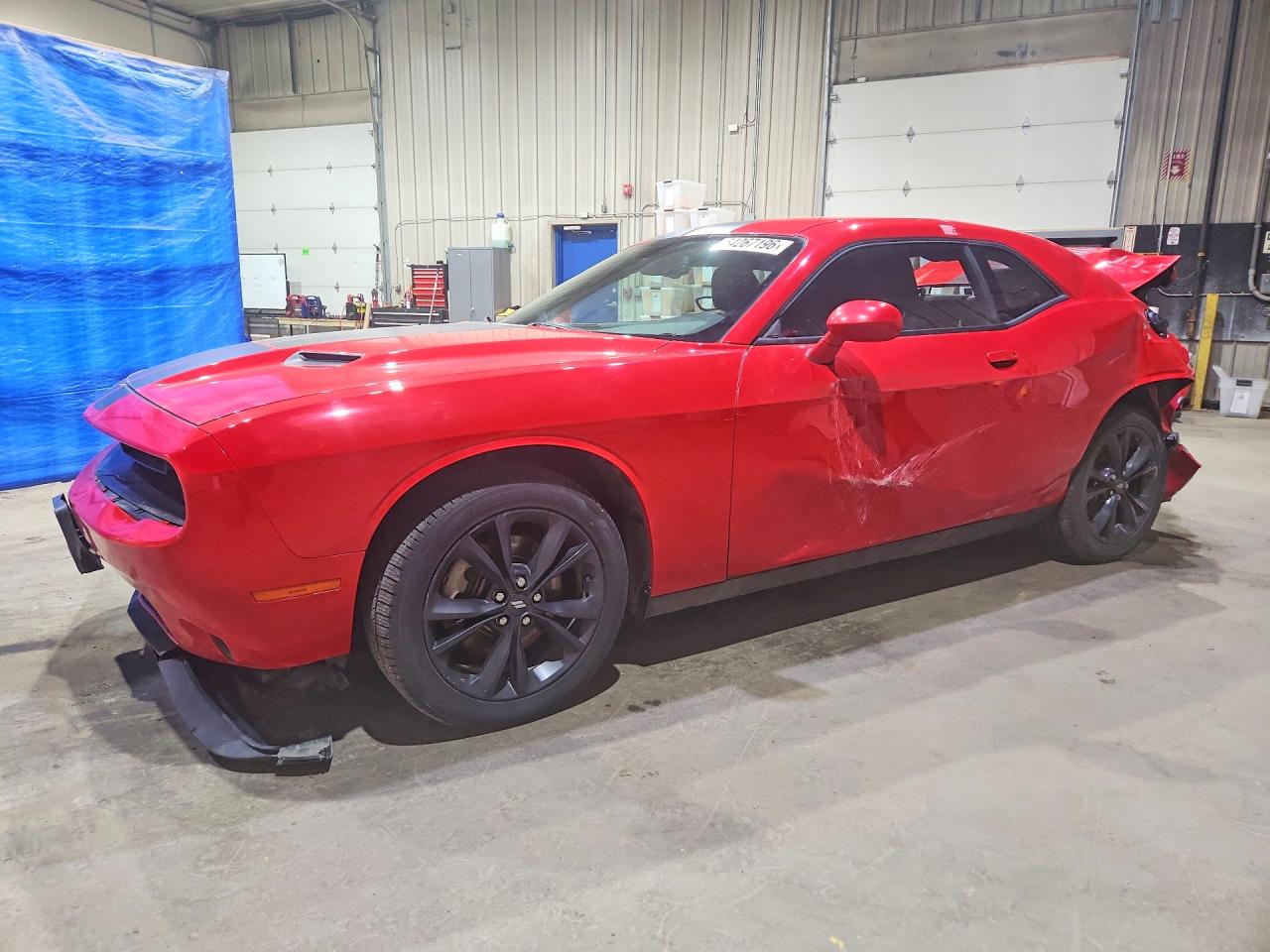 Salvage Dodge Challenger Image