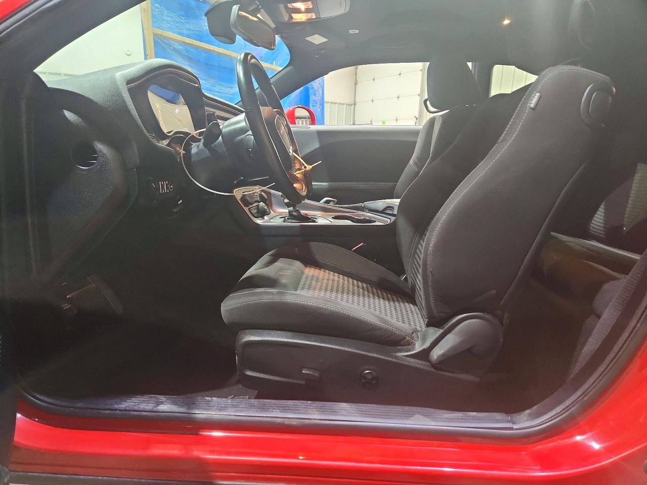 Dodge Challenger Sxt