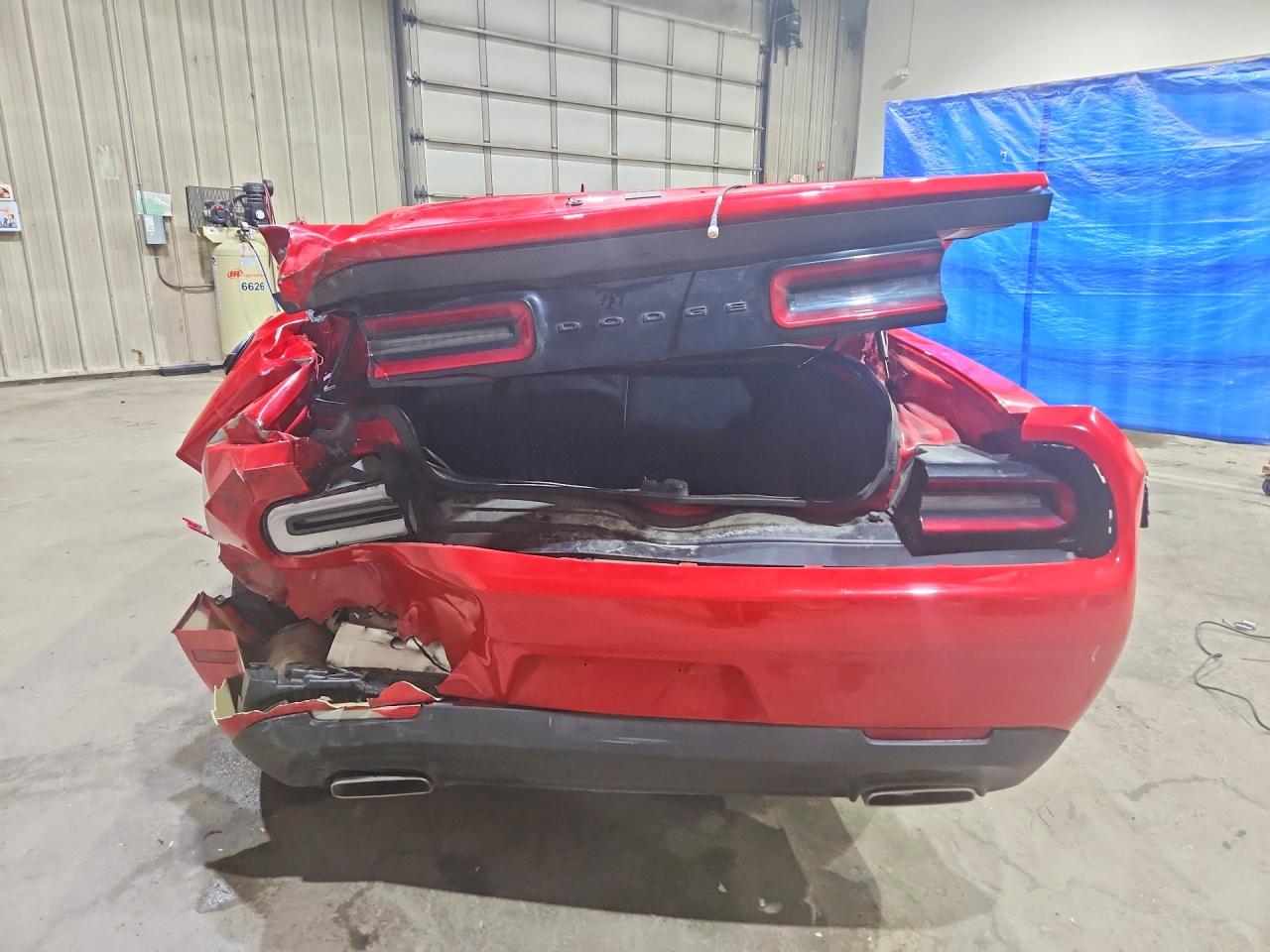Dodge Challenger Sxt