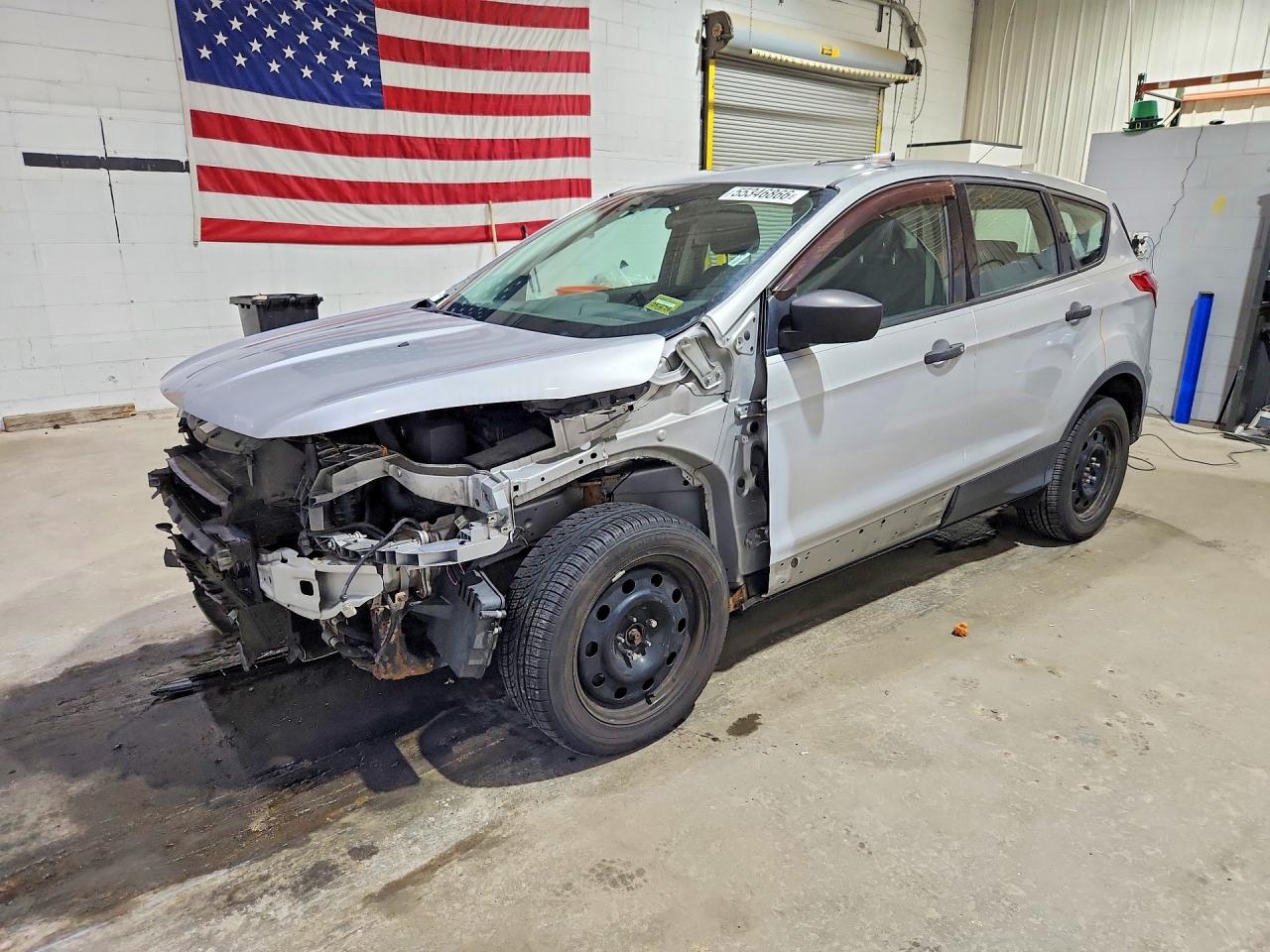 Salvage Ford Escape Image