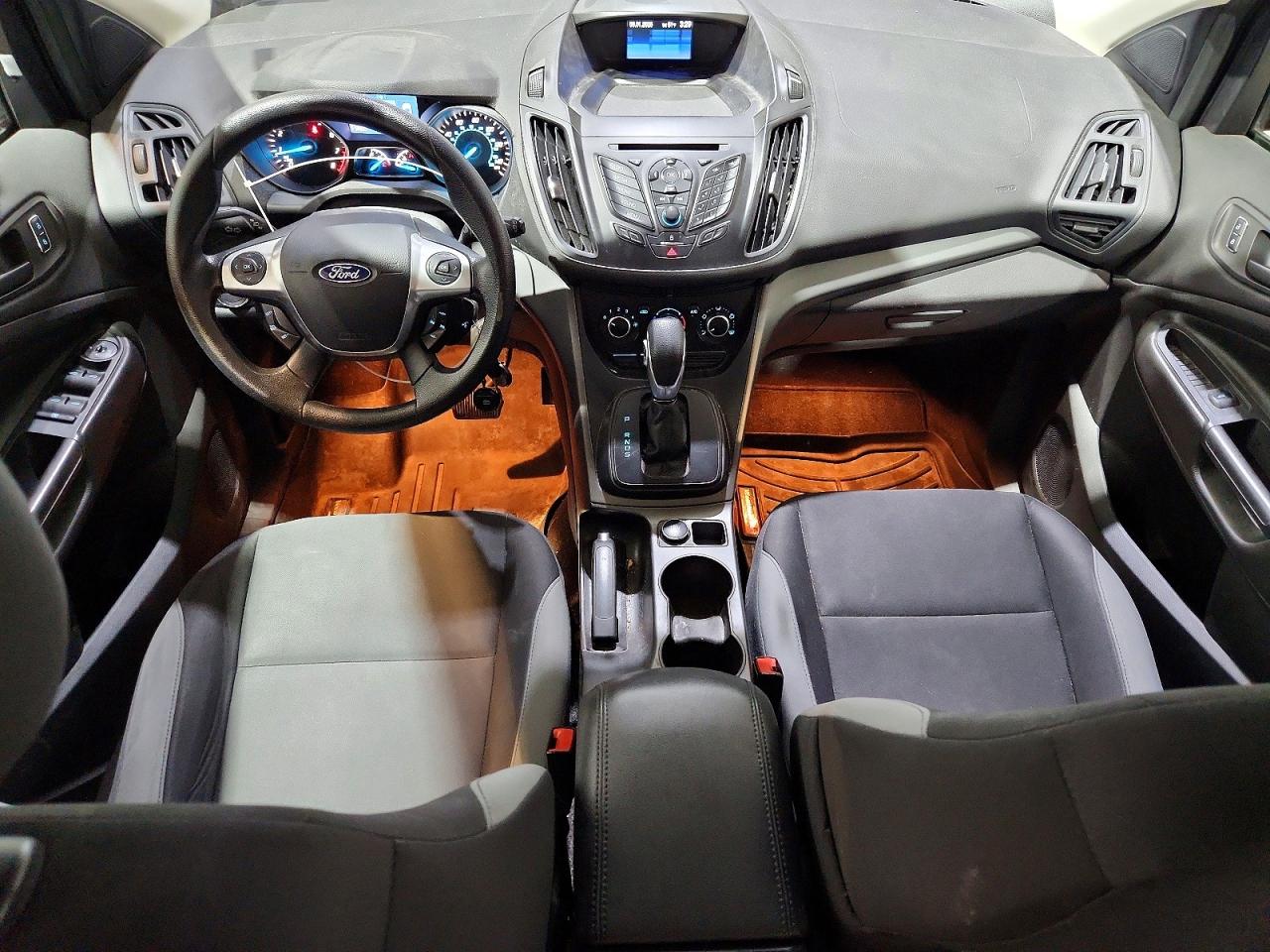 Ford Escape S