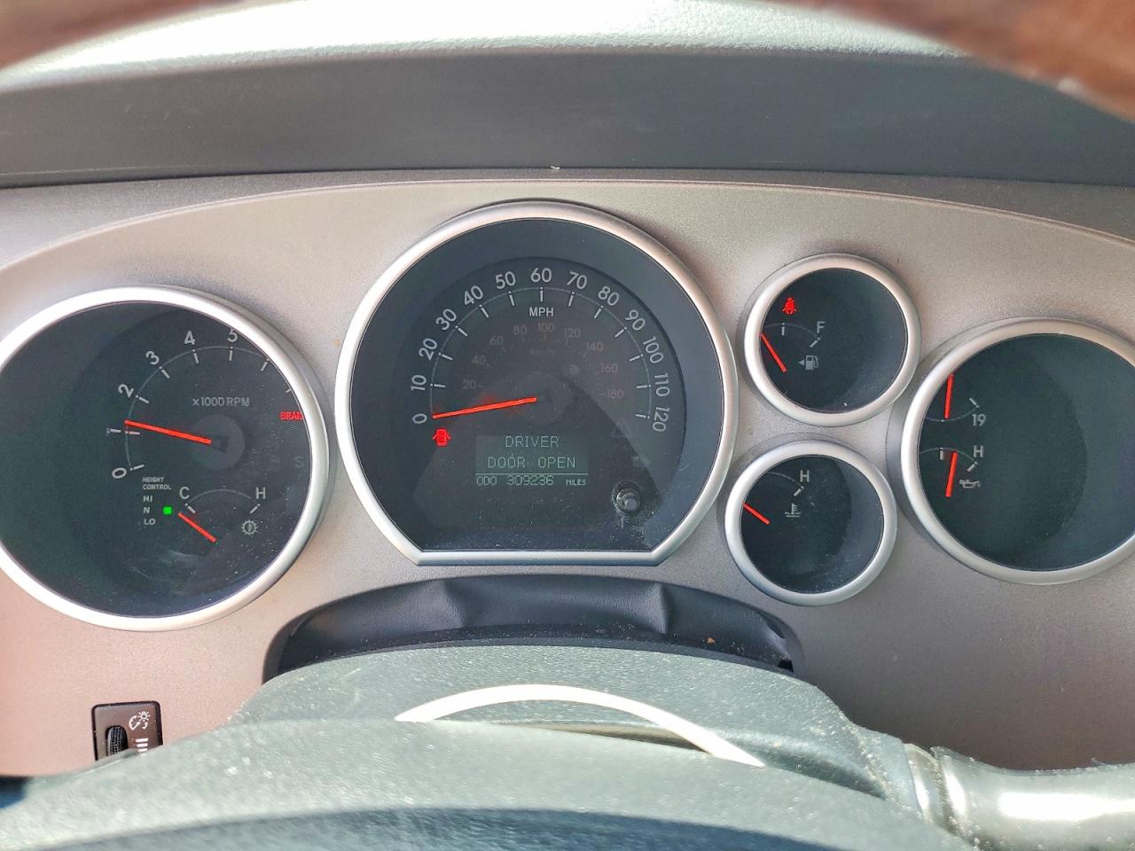 Toyota Sequoia Platinum