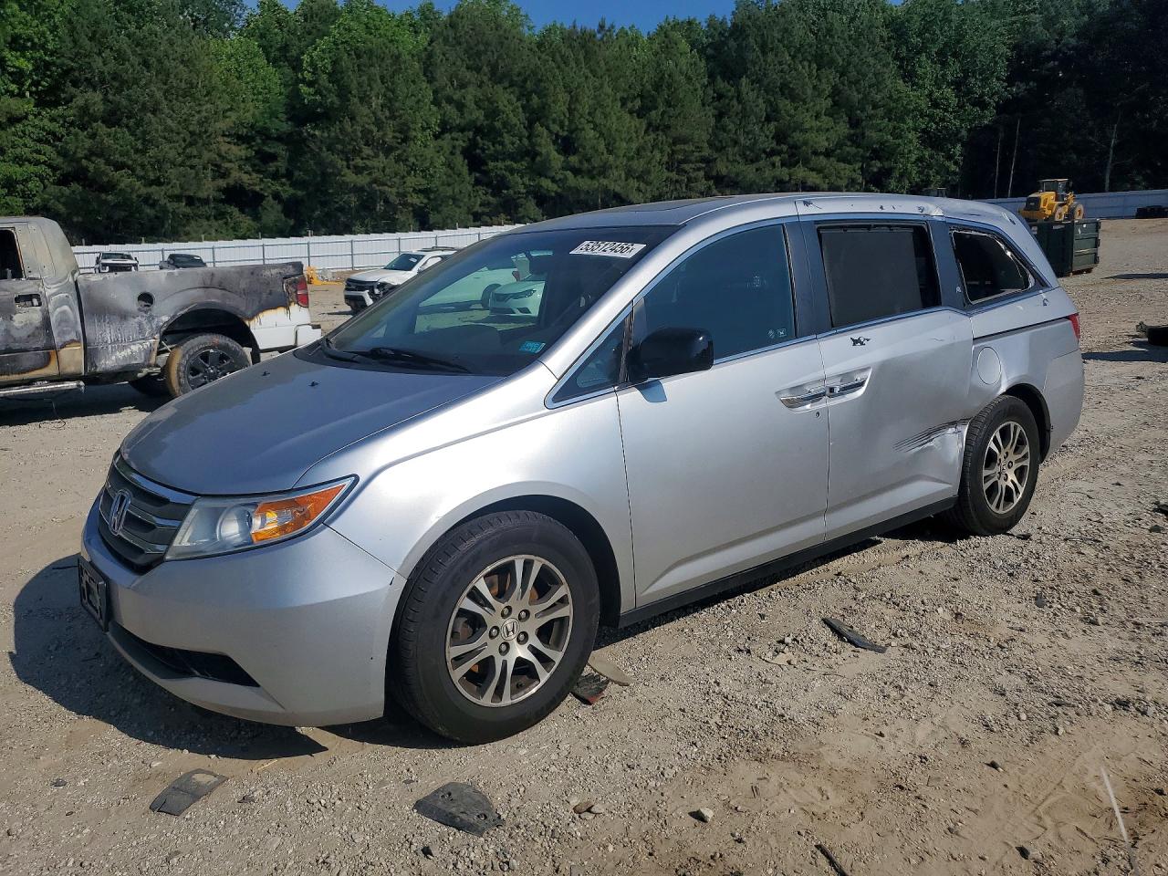 Salvage Honda Odyssey Image