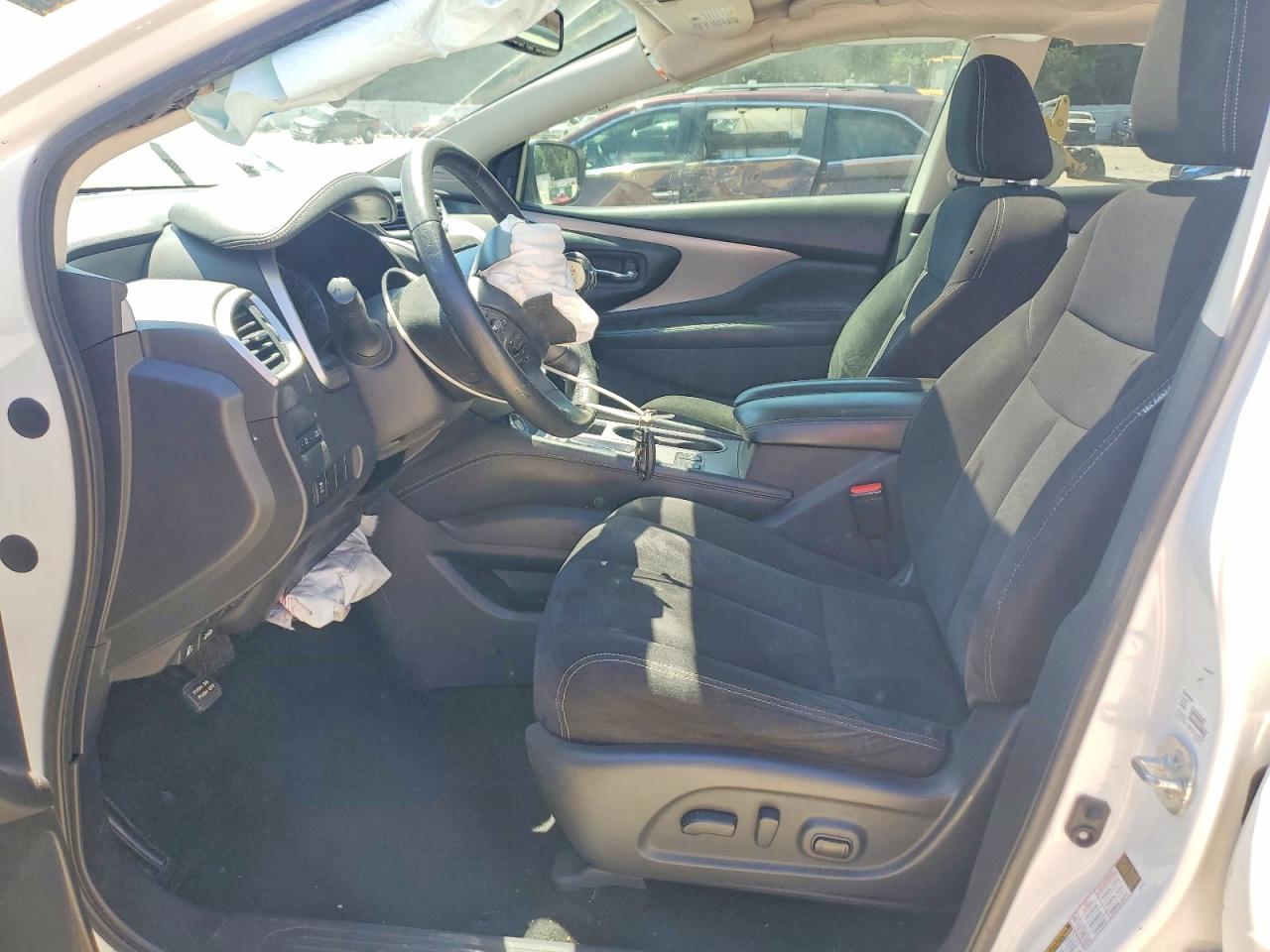 Nissan Murano Sv