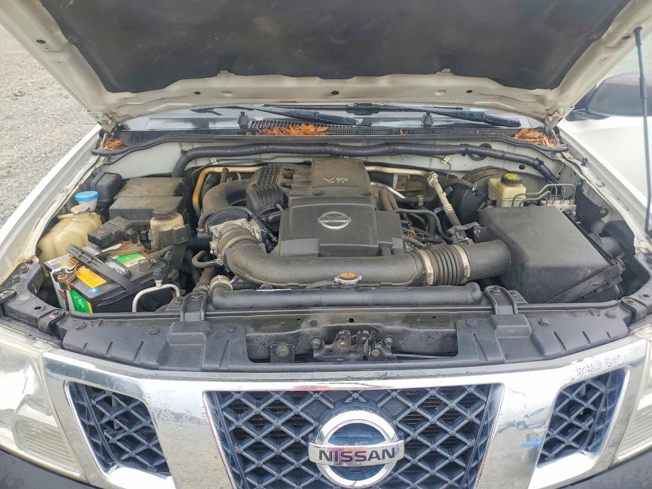Nissan Frontier Sv