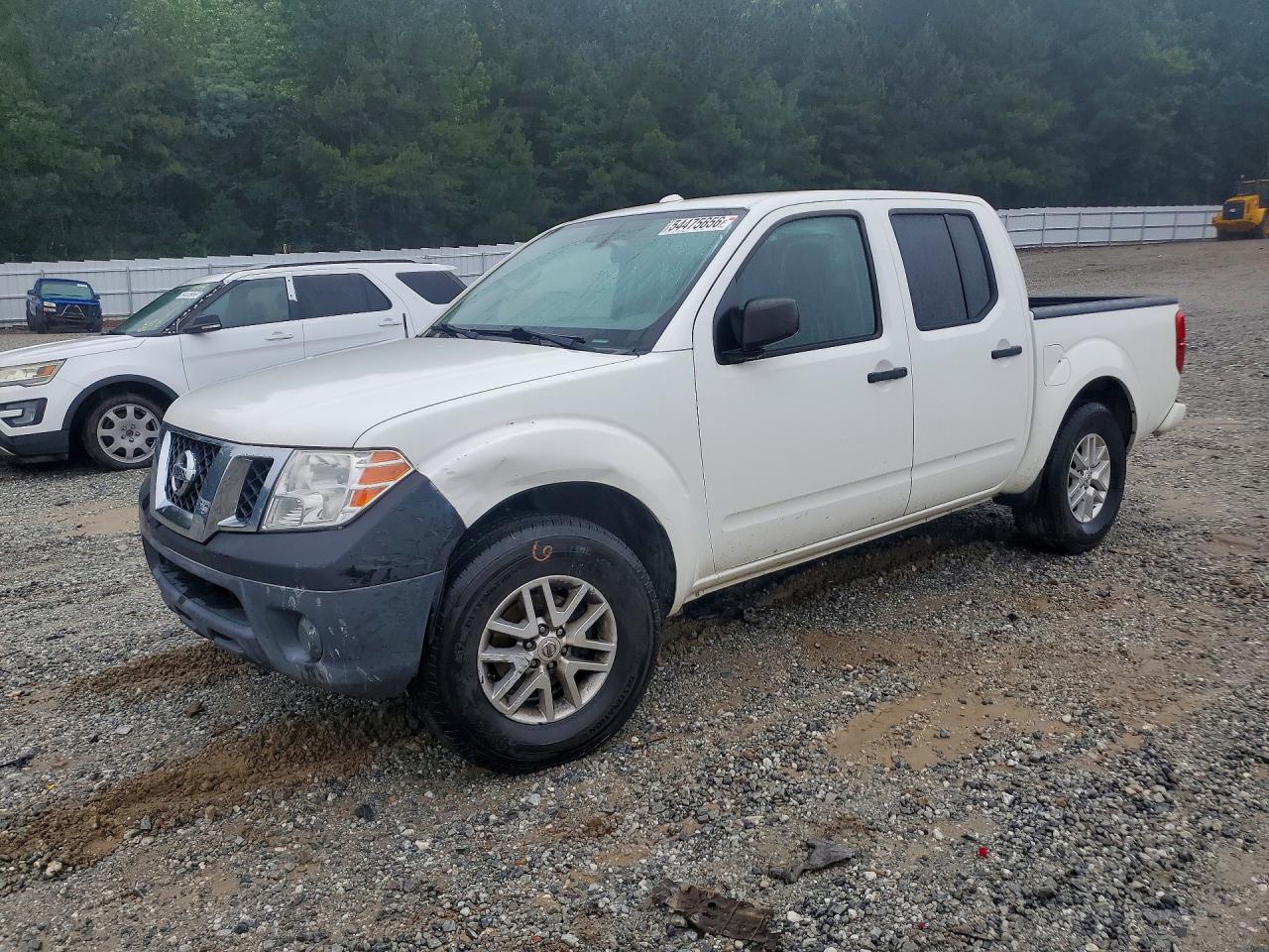 Salvage Nissan Frontier Image