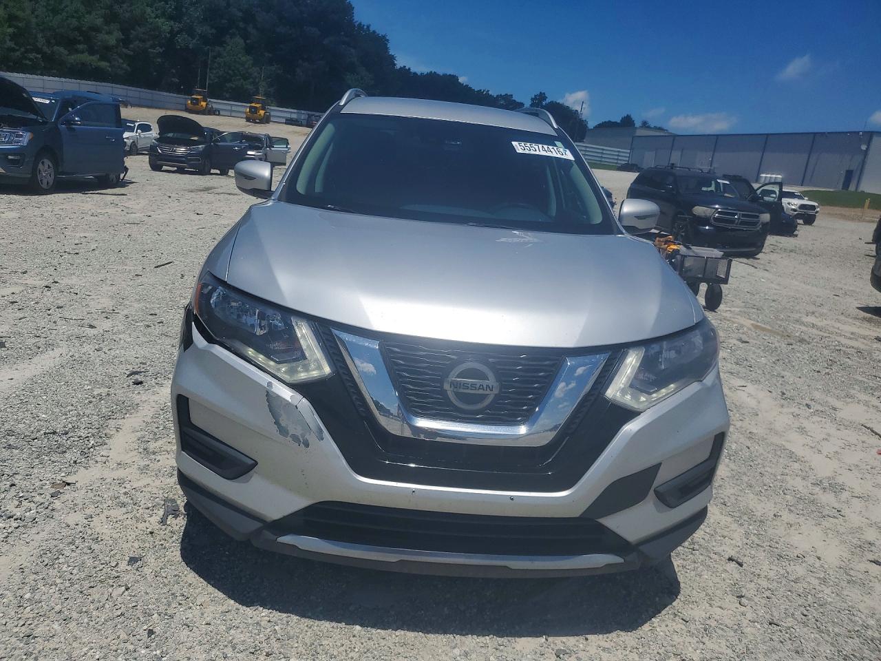Nissan Rogue Sv