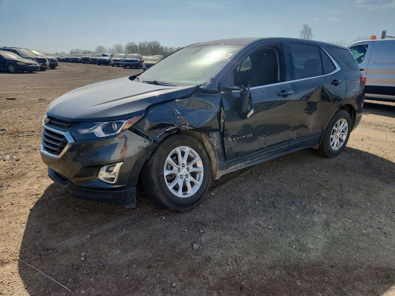 Salvage Chevrolet Equinox Image