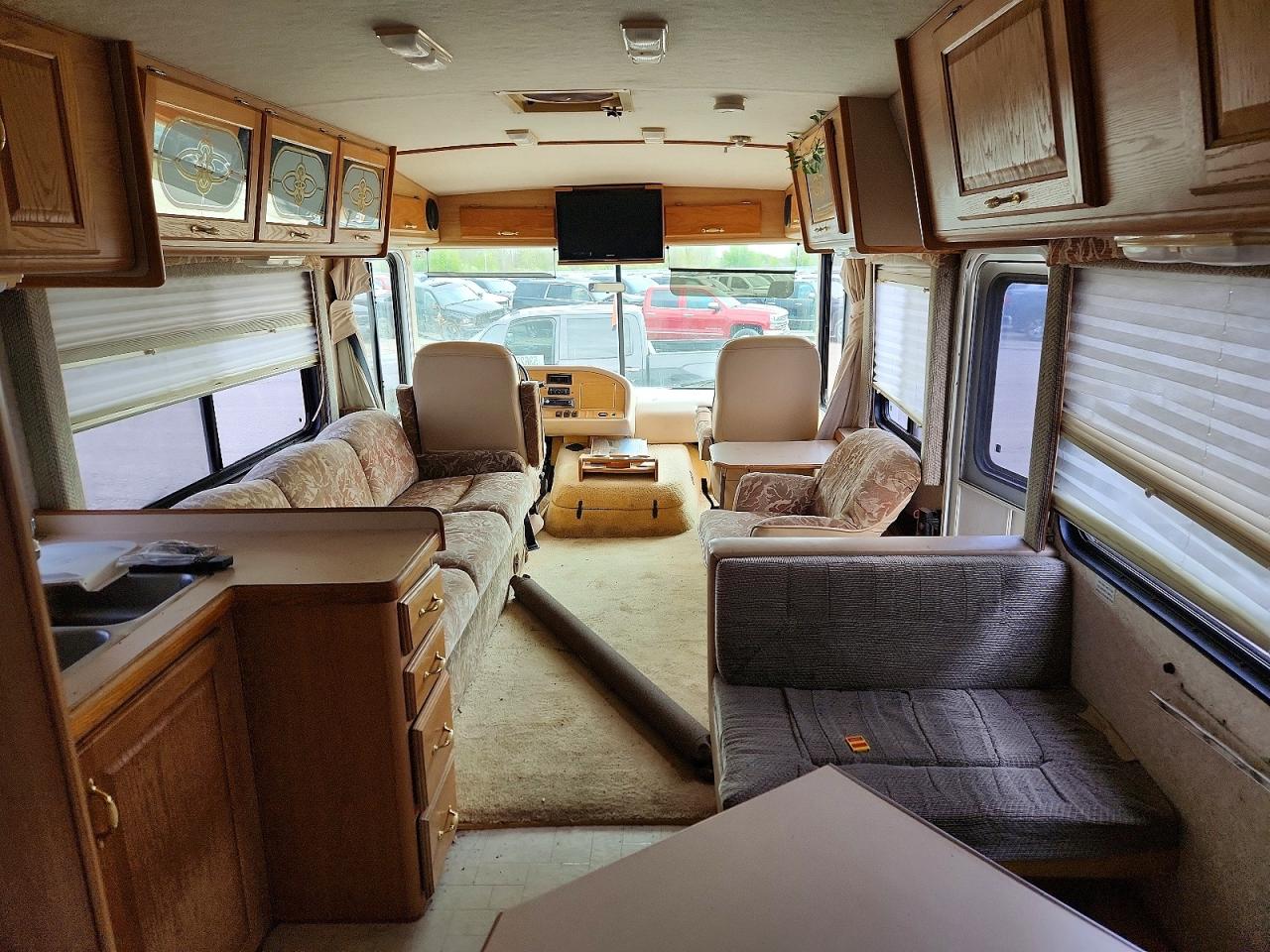 Rexhall F-550