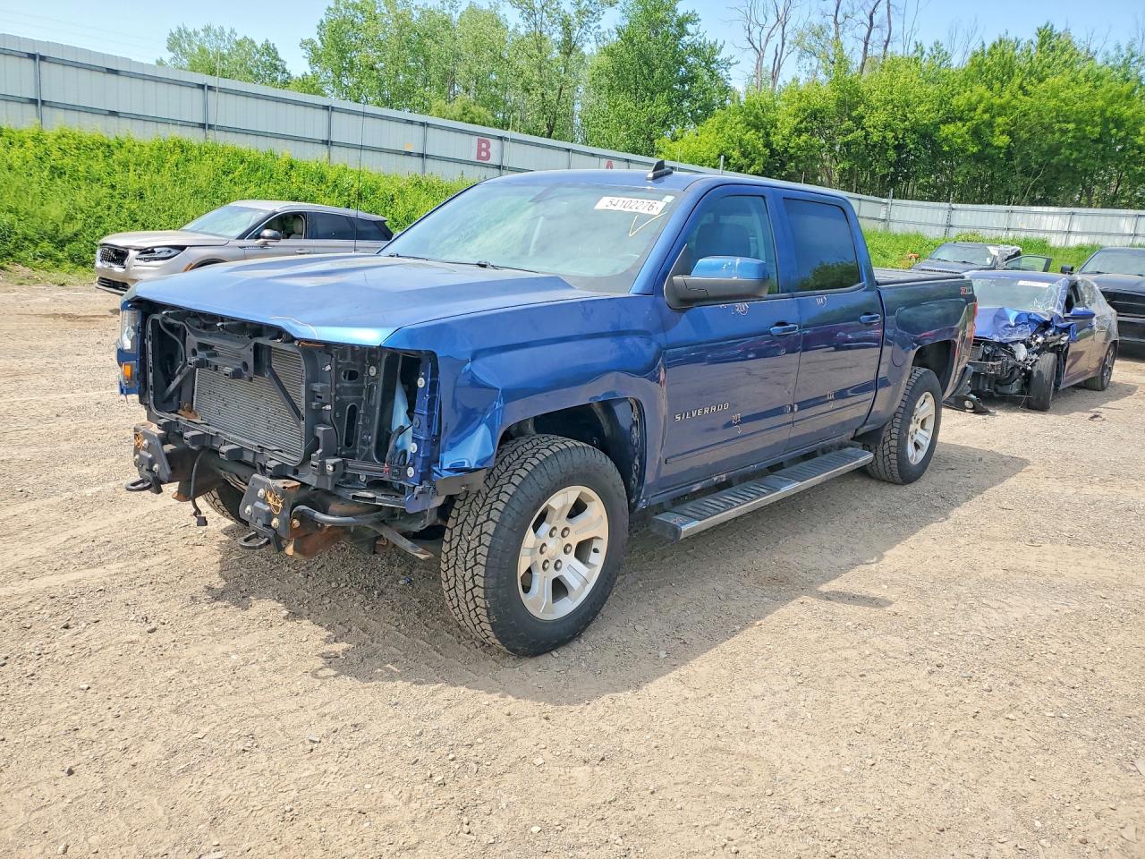 Salvage Chevrolet Silverado Image