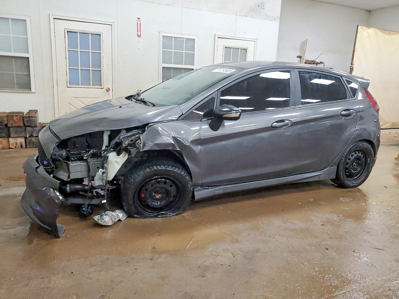 Salvage Ford Fiesta Image