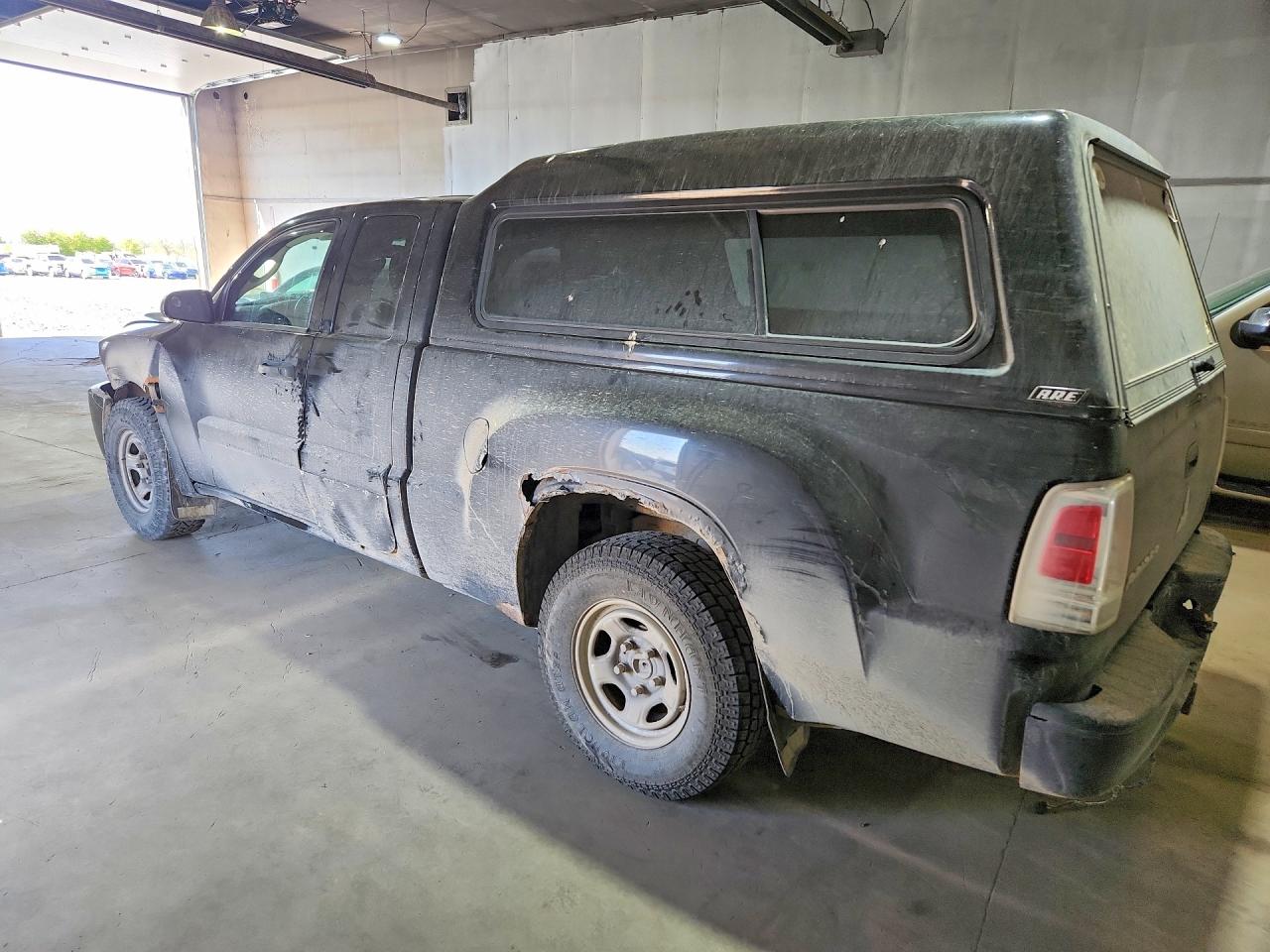 Mitsubishi Raider Ls