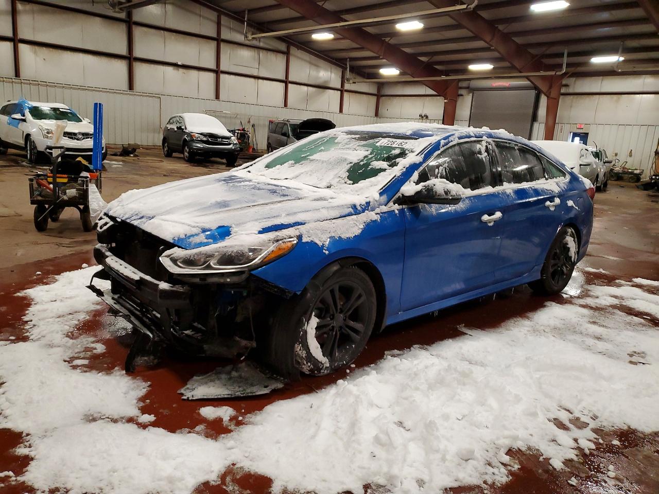 Salvage Hyundai SONATA Image