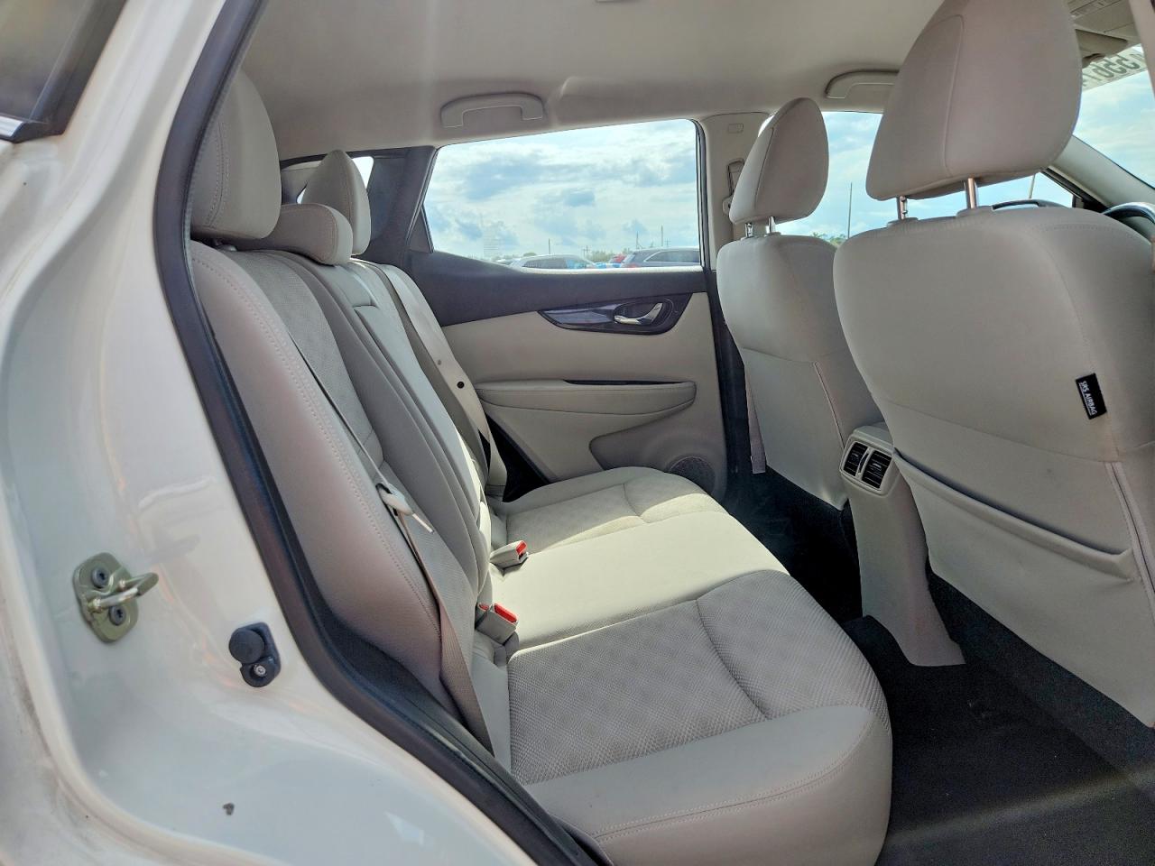Nissan Rogue Sv