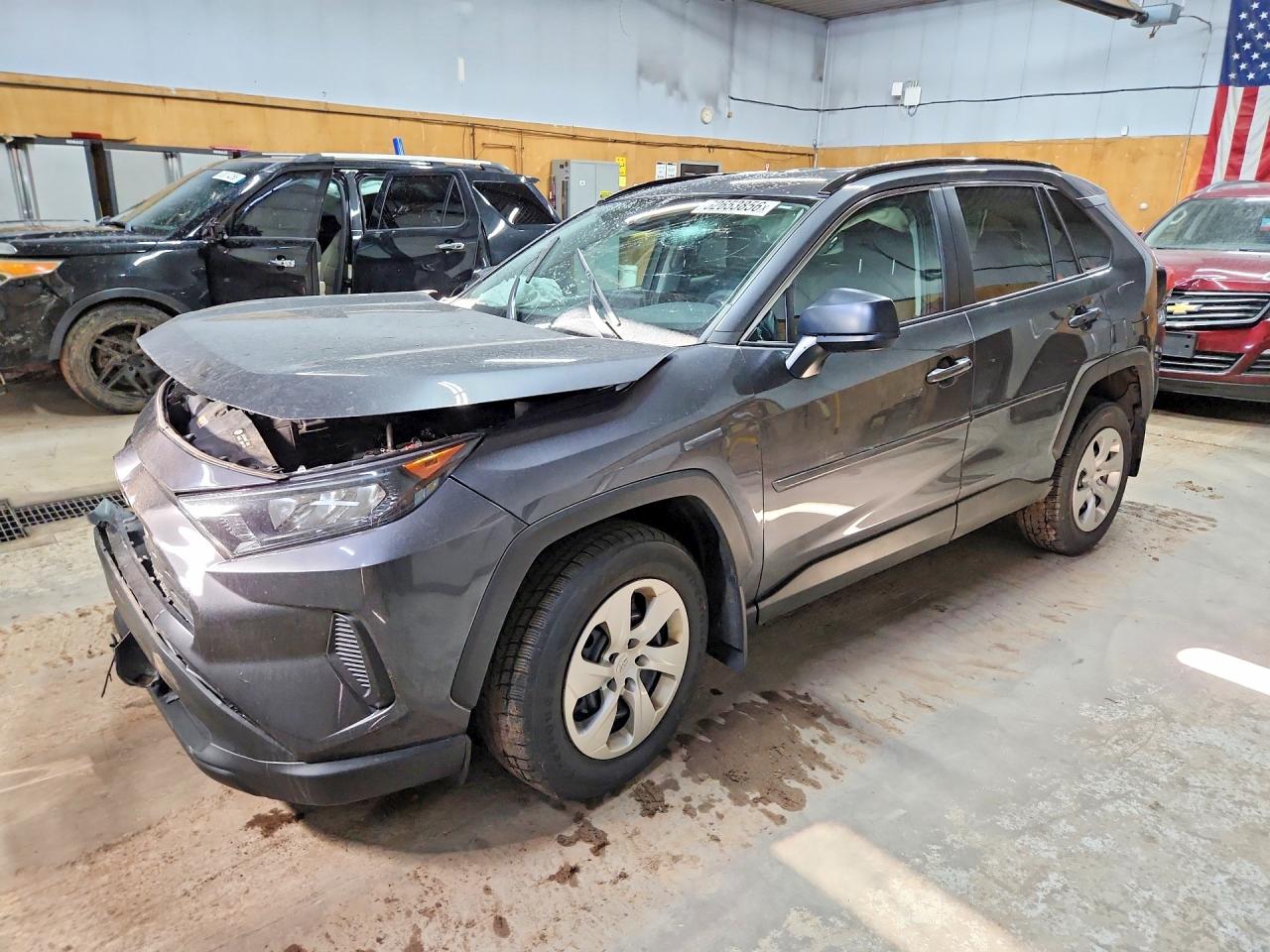 Salvage Toyota RAV4 Image