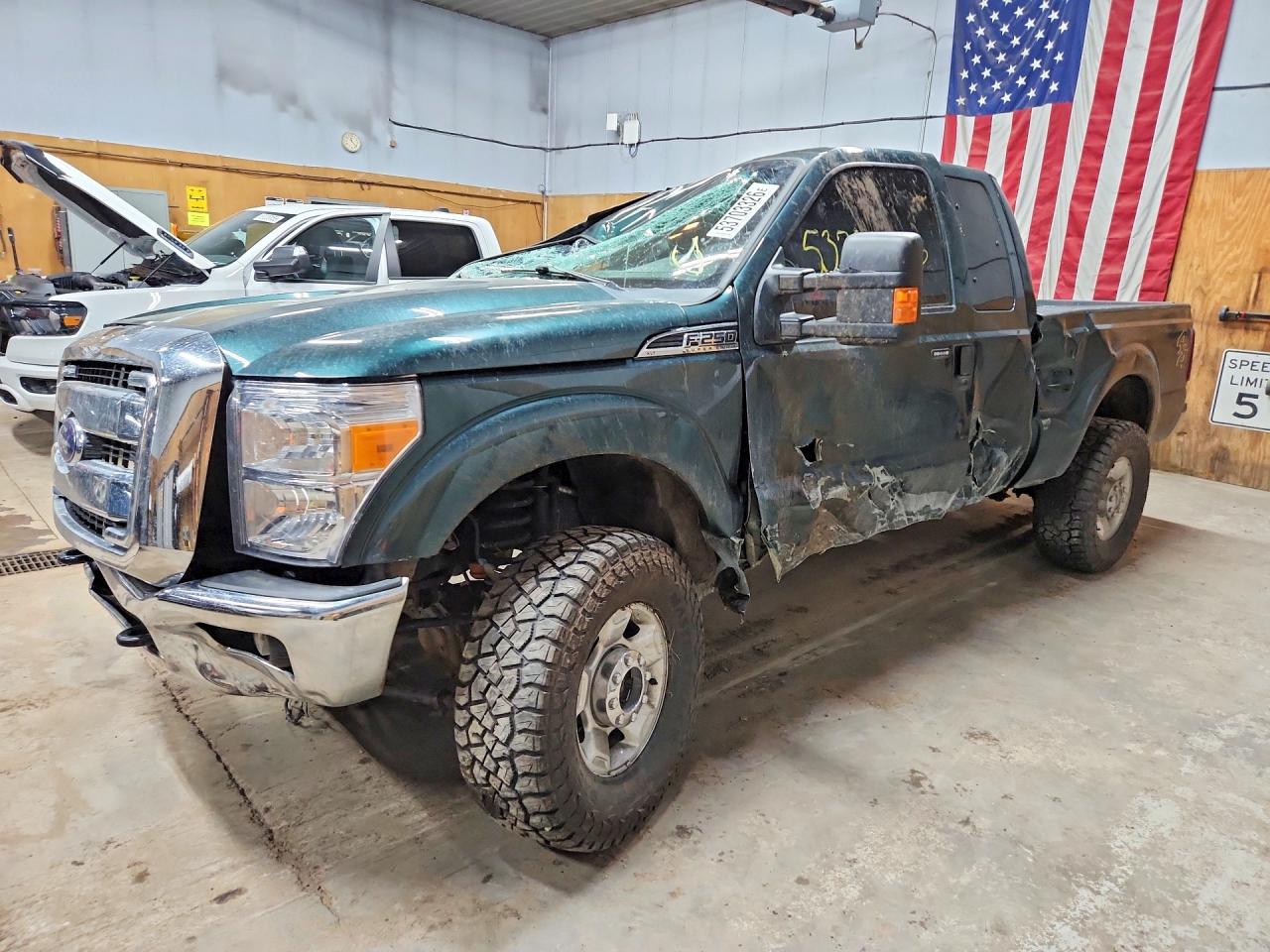 Salvage Ford F-250 Image
