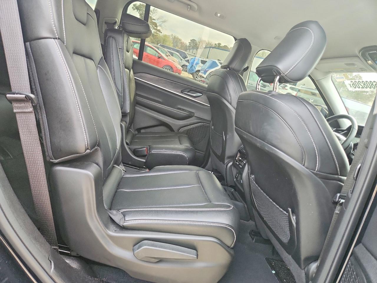Jeep Cherokee L Limited