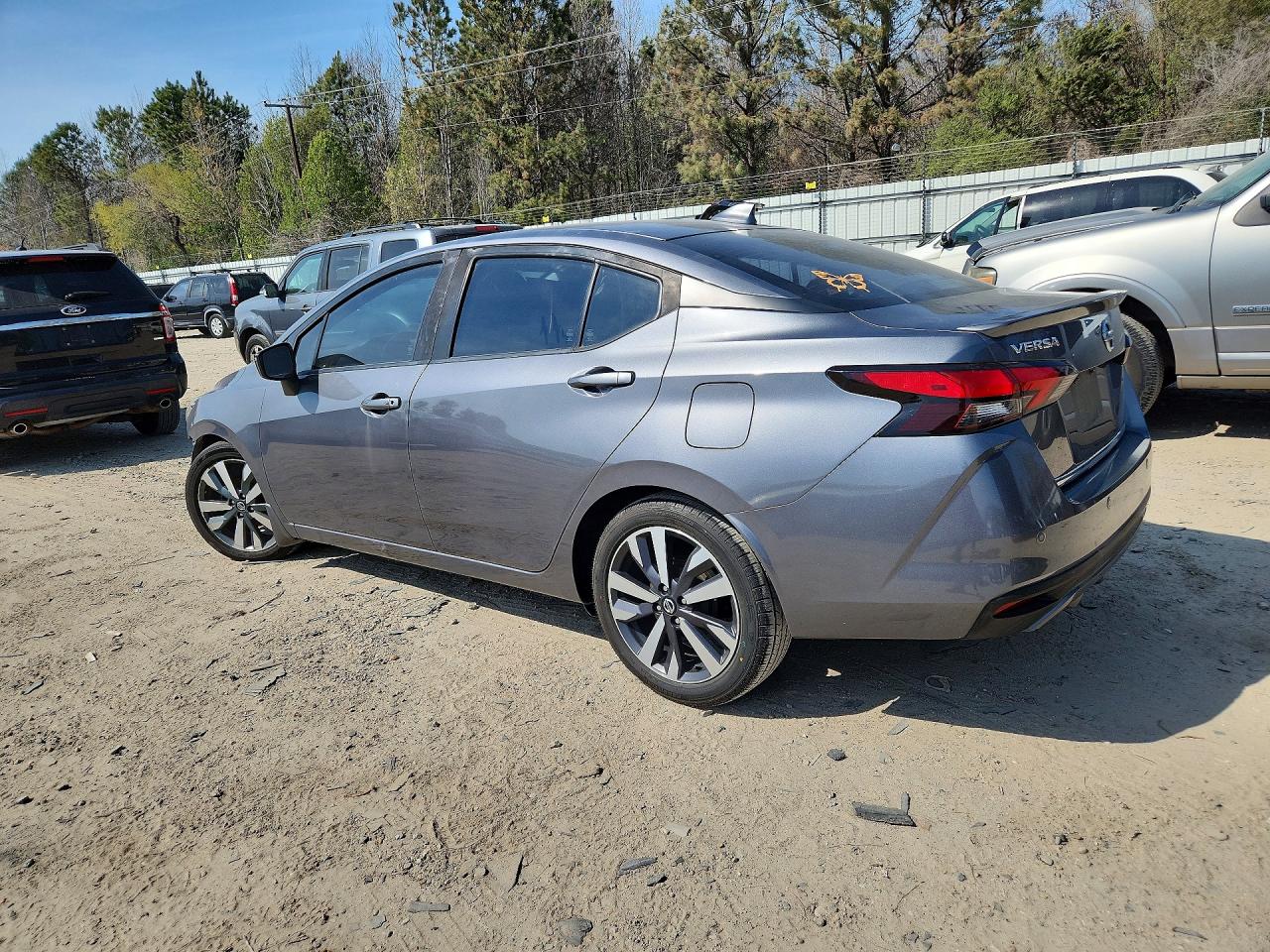 Nissan Versa Sr