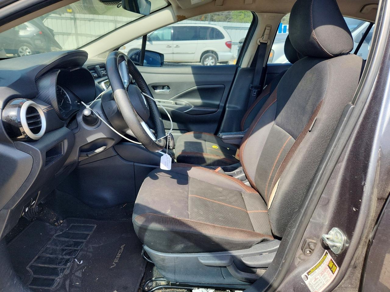 Nissan Versa Sr