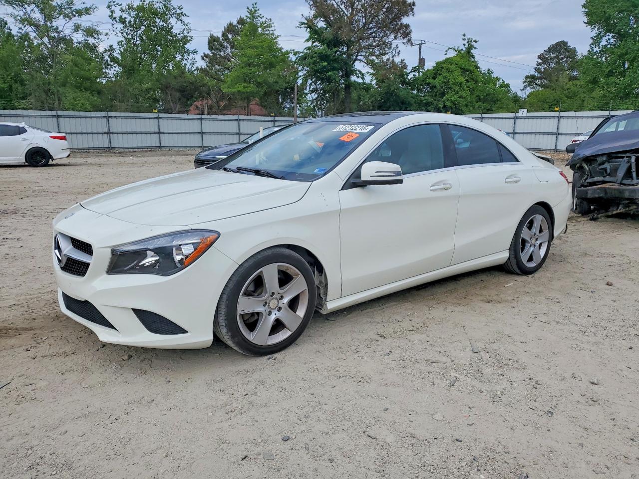 Salvage Mercedes-Benz Cla-class Image