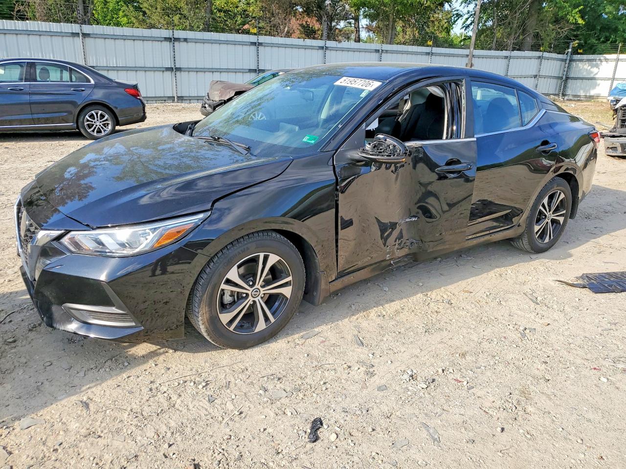 Salvage Nissan Sentra Image