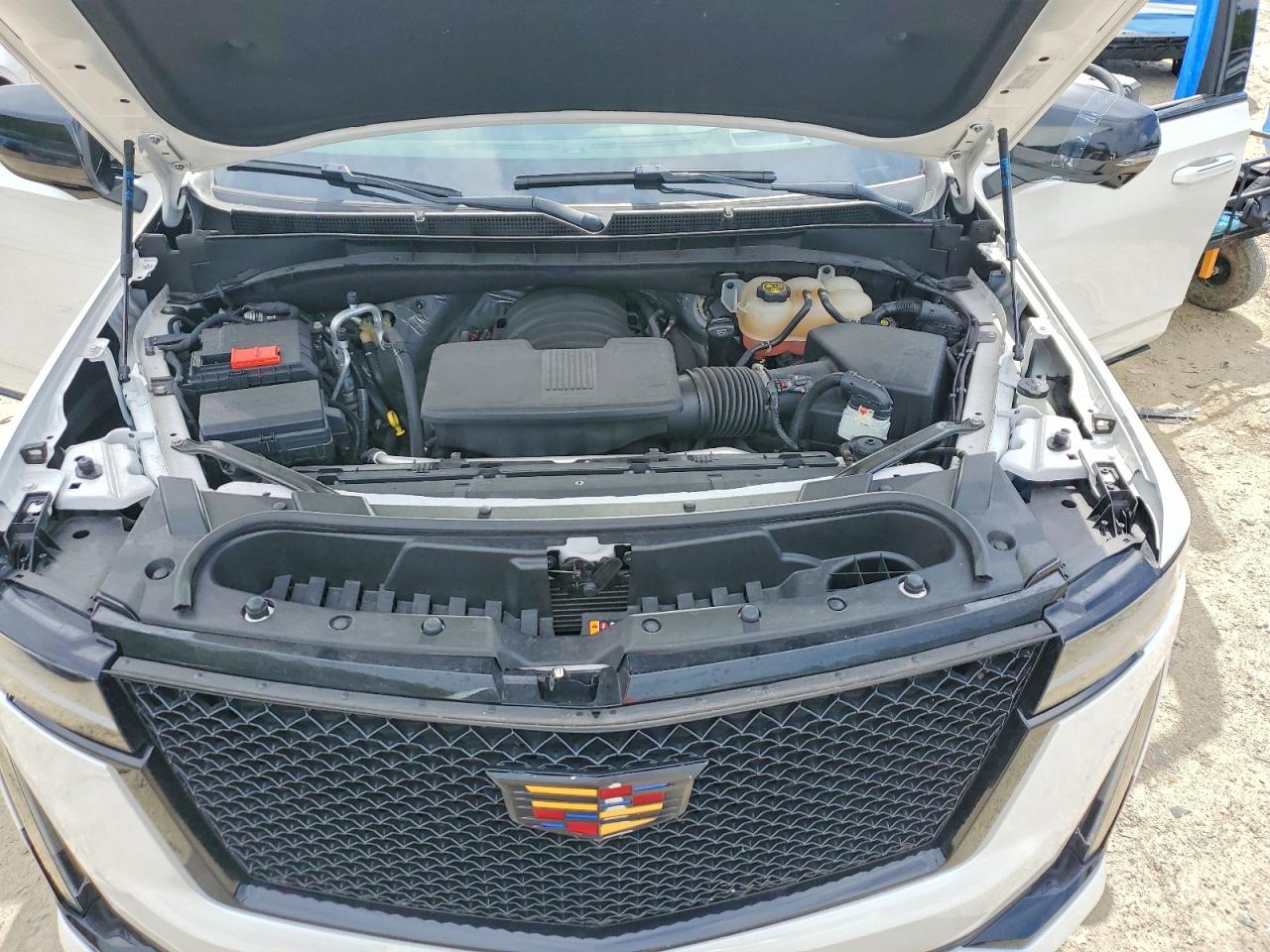 Cadillac Escalade Esv Sport
