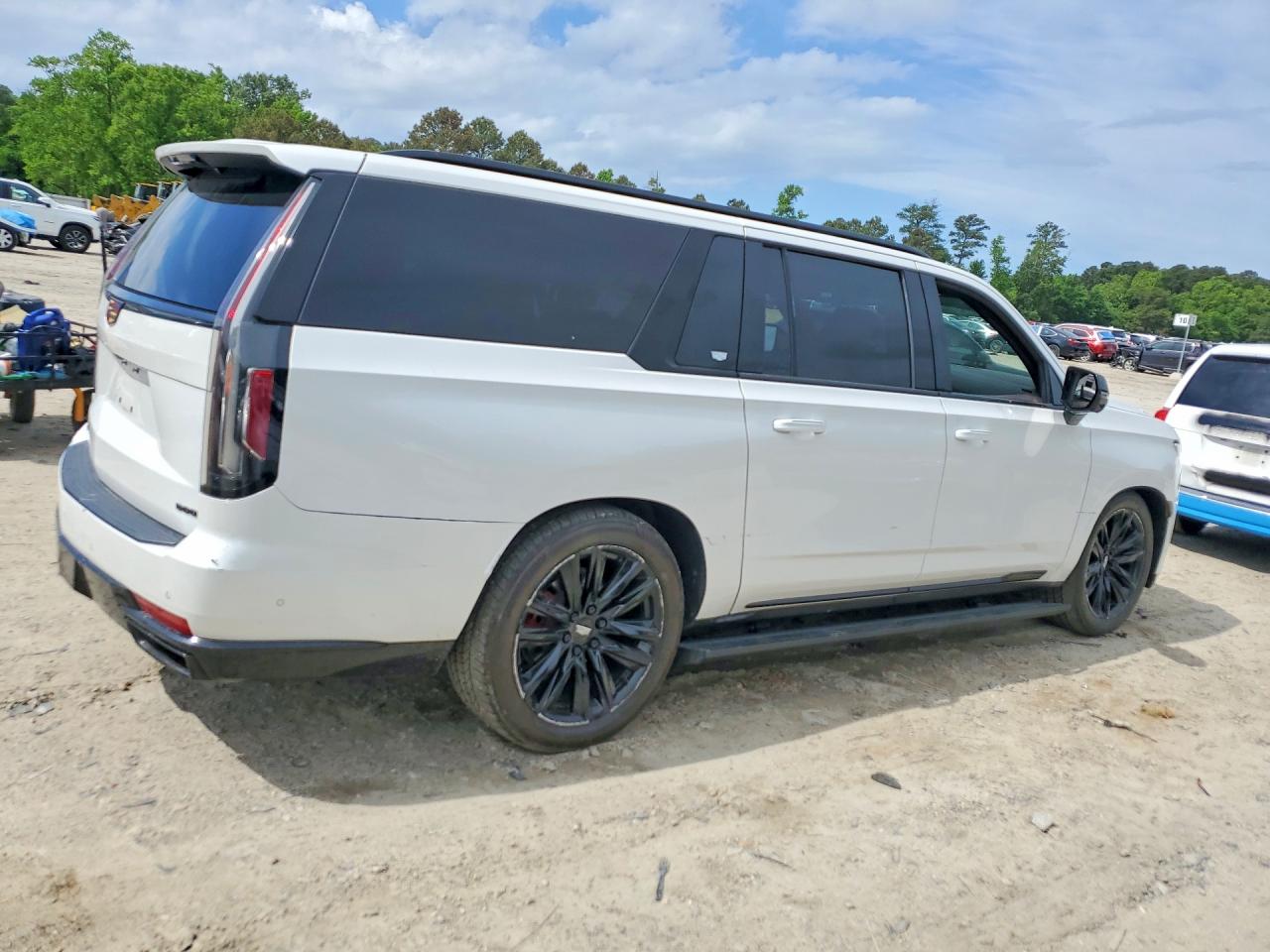 Cadillac Escalade Esv Sport