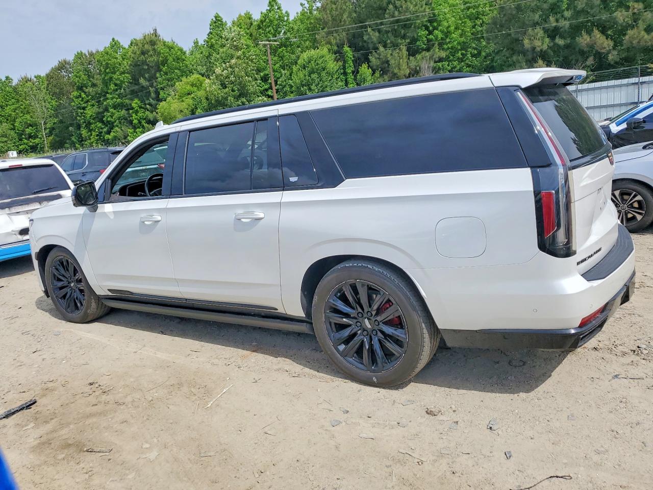 Cadillac Escalade Esv Sport