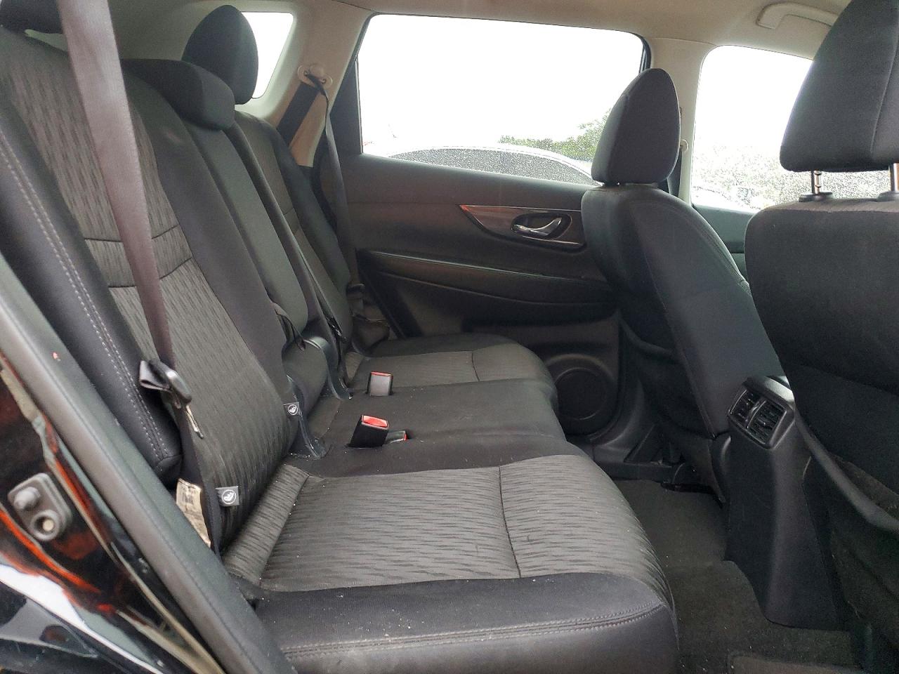Nissan Rogue Sv