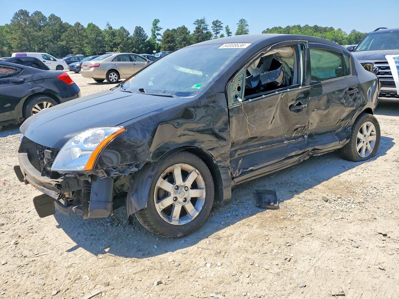 Salvage Nissan Sentra Image