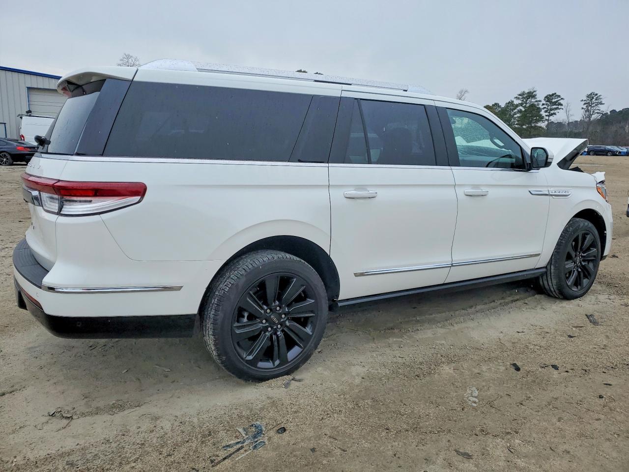 Lincoln Navigator L Reserve