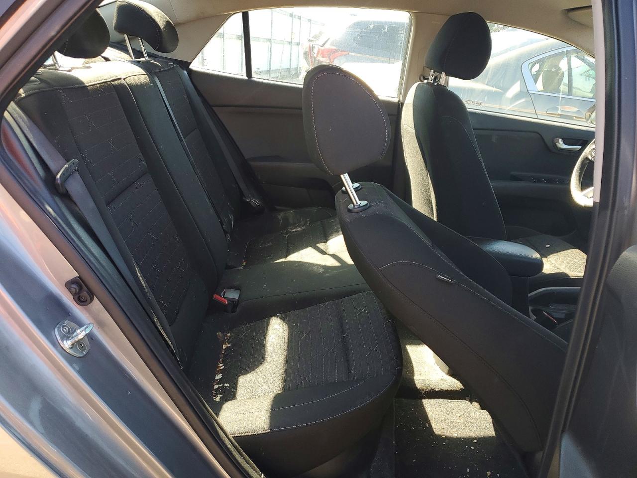 Kia Rio S