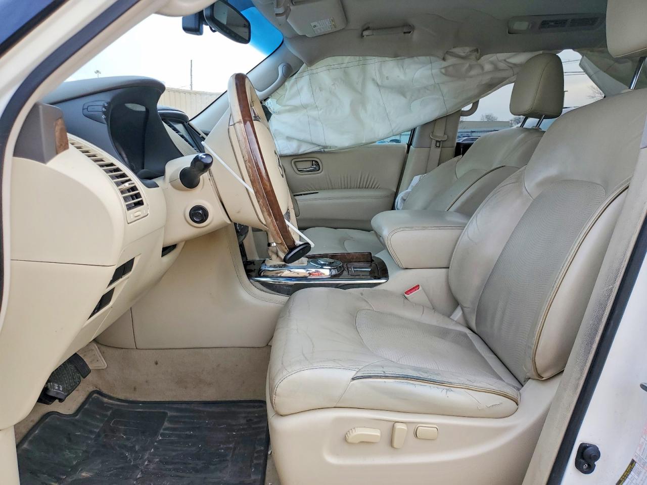 INFINITI Qx Base