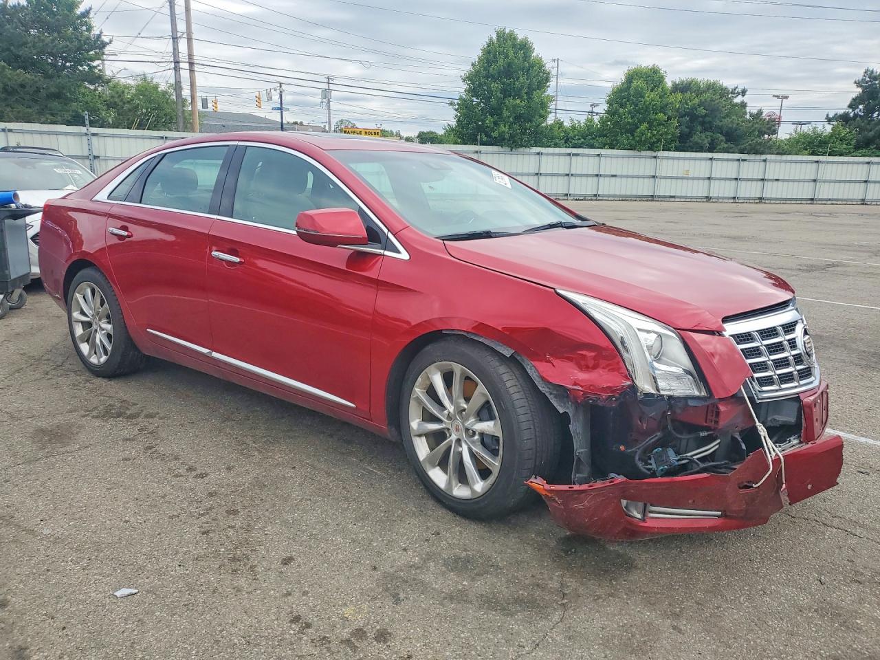Cadillac XTS Luxury Collection