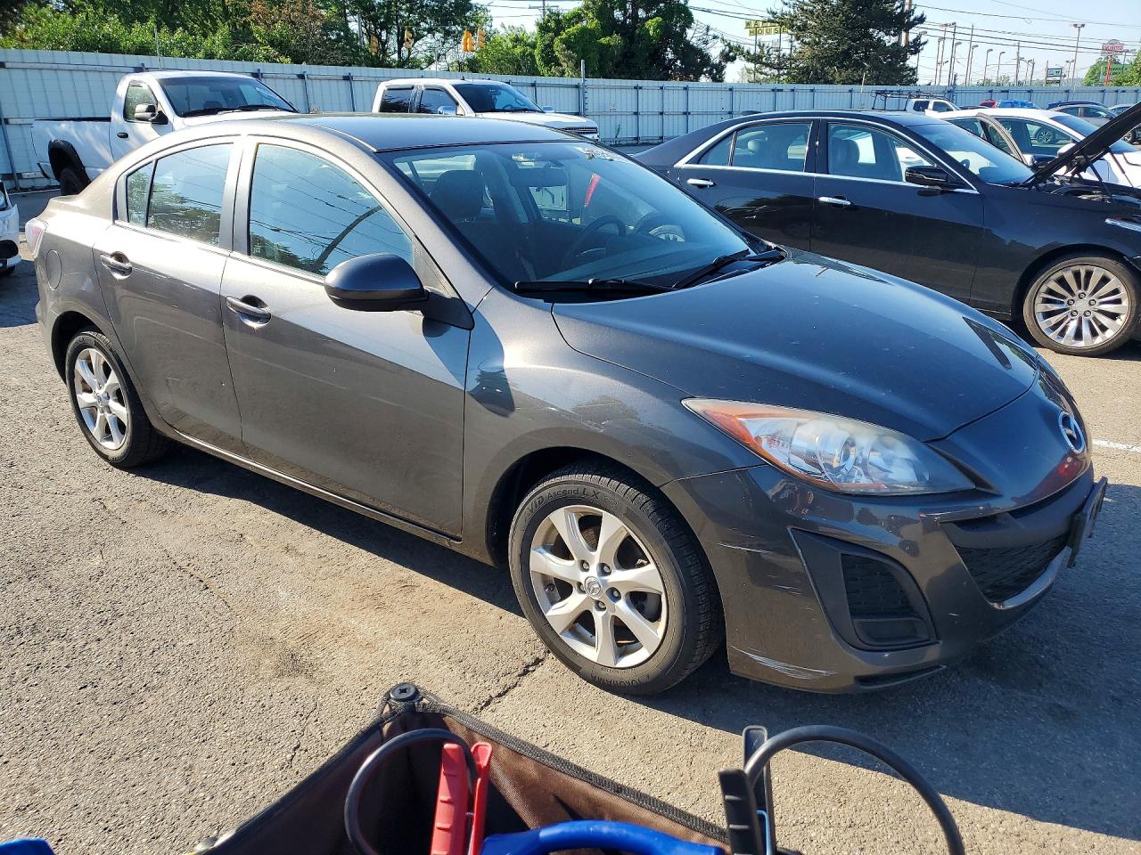 Mazda 3 I