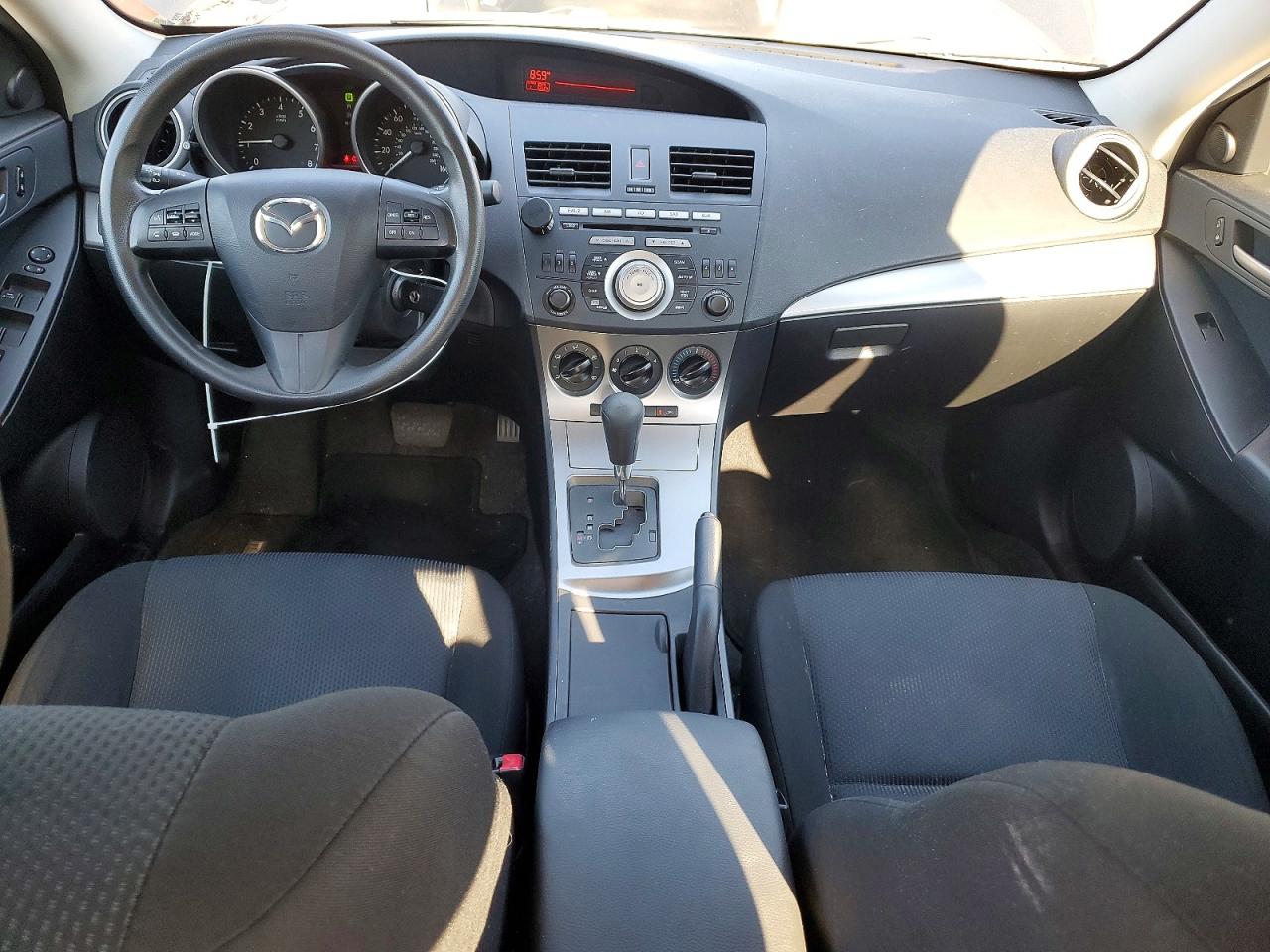 Mazda 3 I