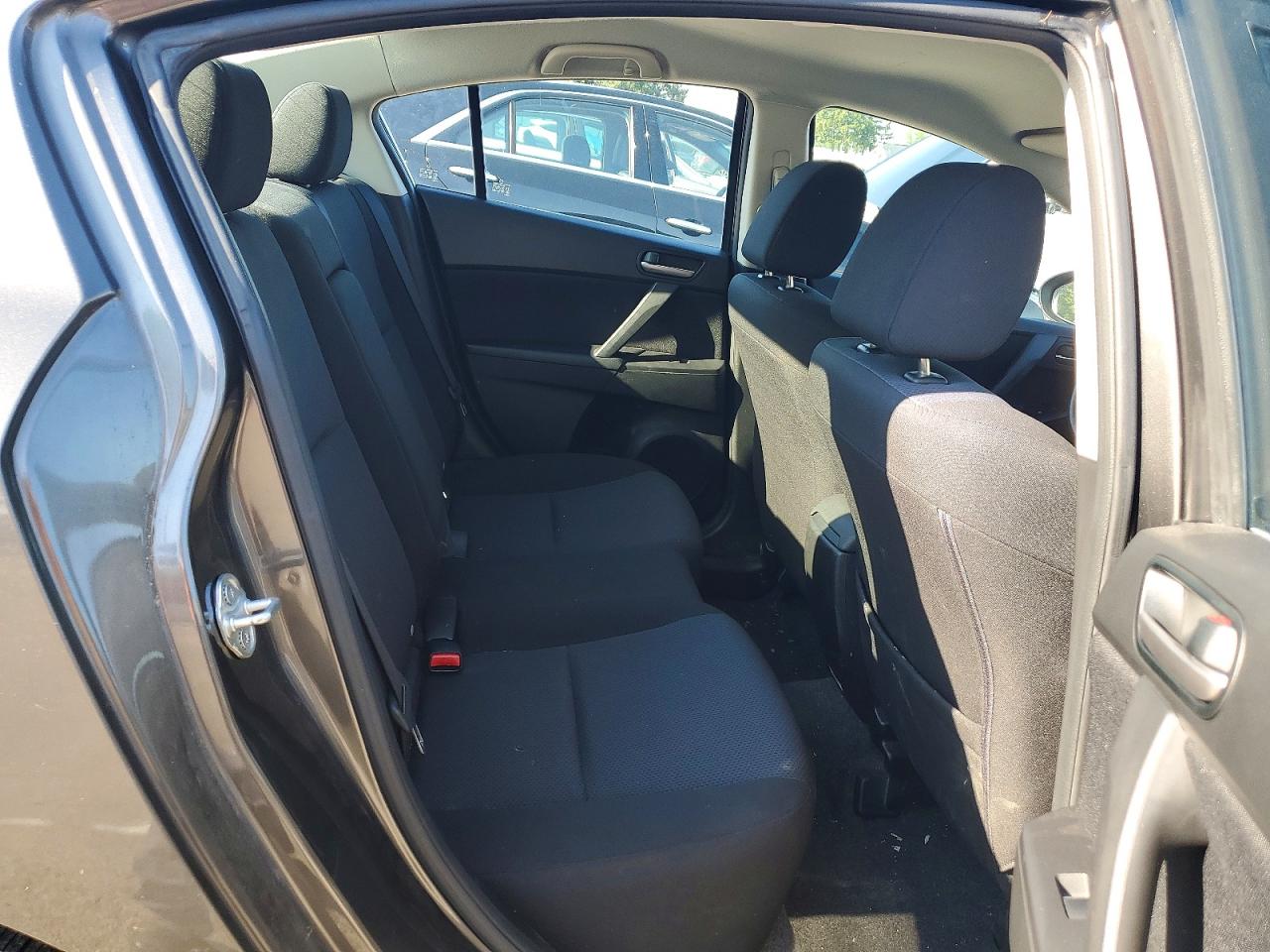 Mazda 3 I