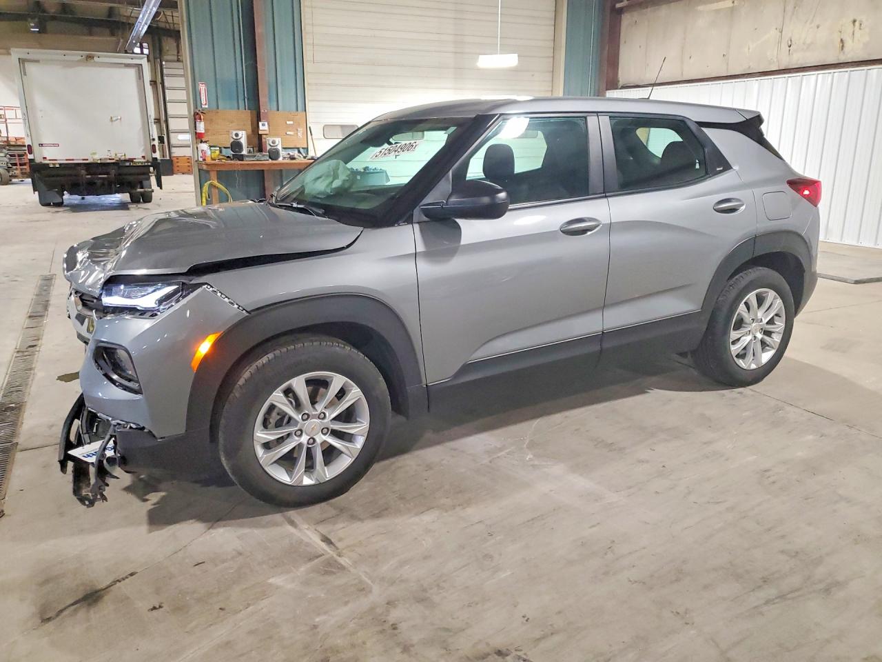 Salvage Chevrolet Trailblazer Image