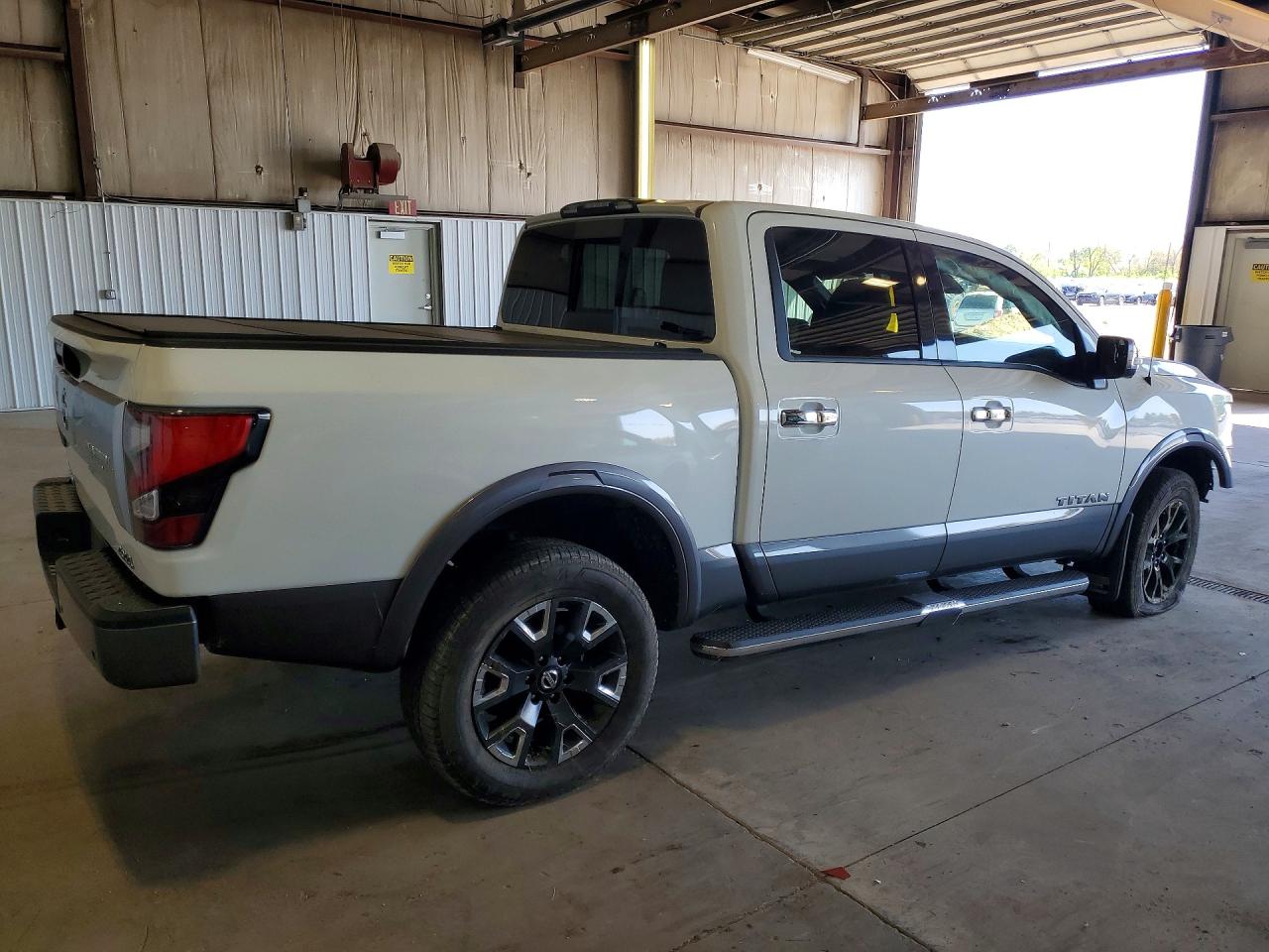 Nissan Titan Platinum Reserve