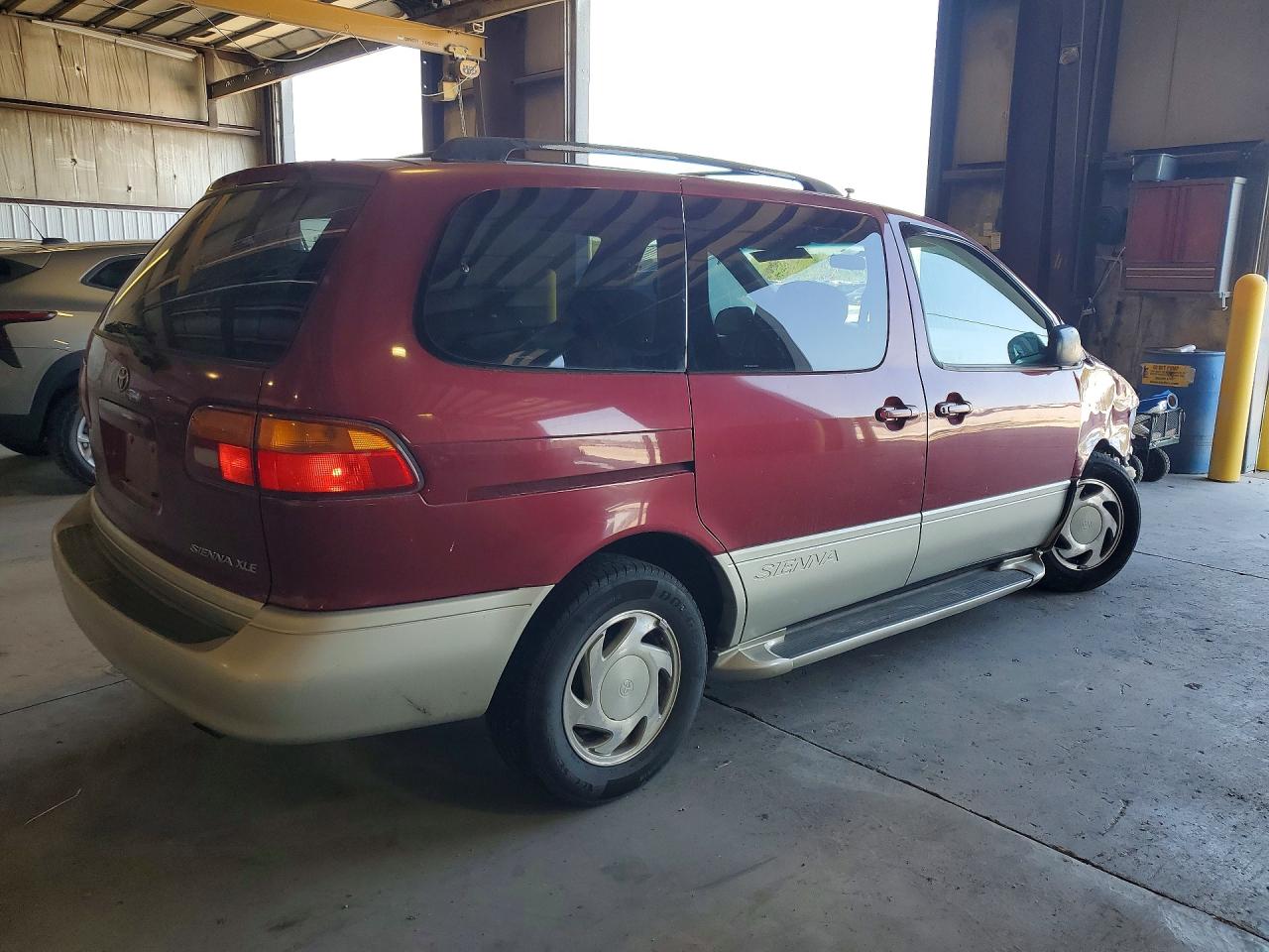Toyota Sienna Xle