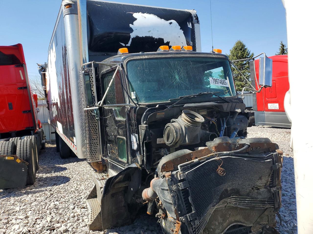 Kenworth T330