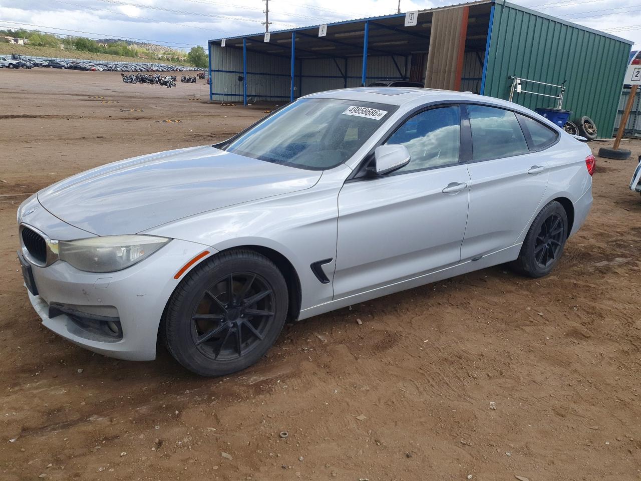 Salvage BMW 3 Series Image