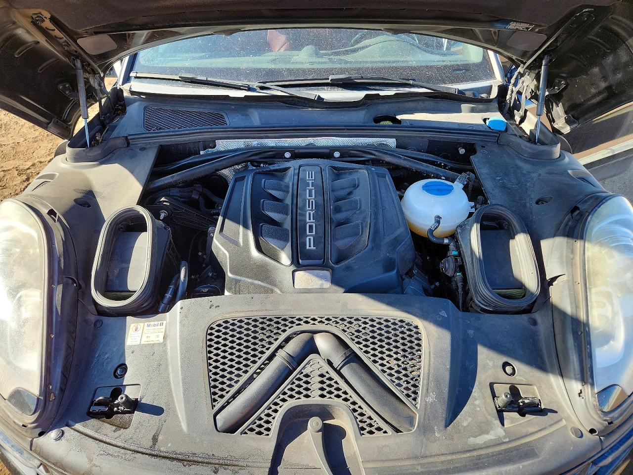 Porsche Macan S