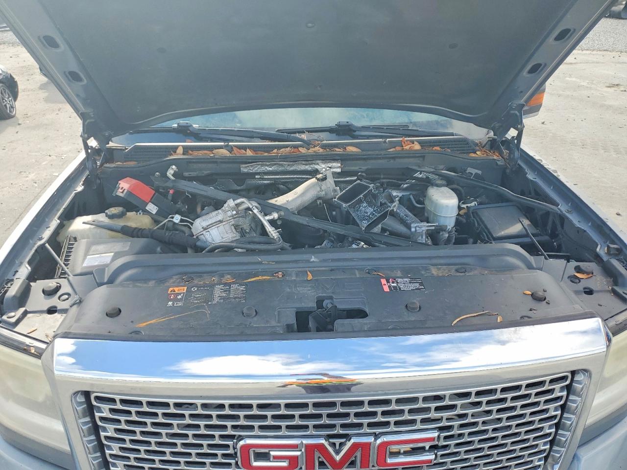 GMC Sierra K2500 Denali